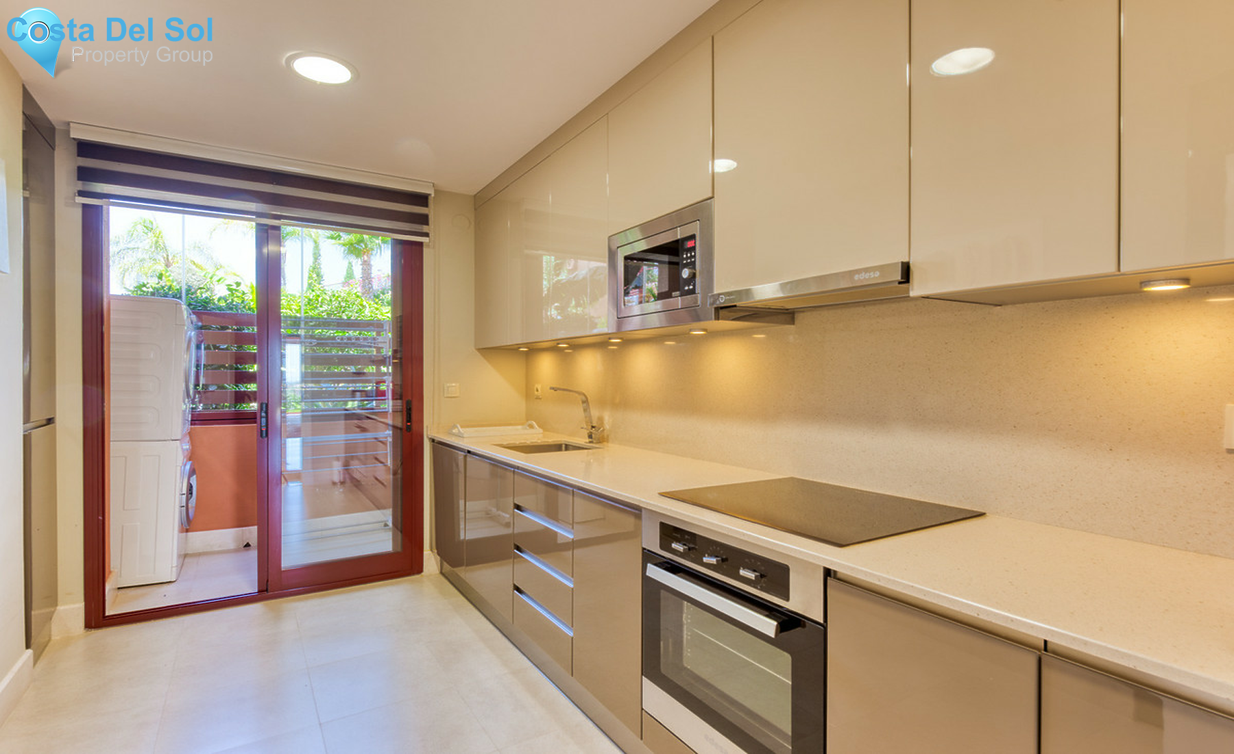 Ground Floor Apartment in Benahavís-1383676