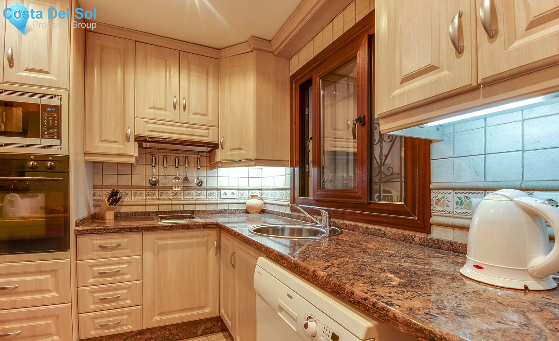 Ground Floor Apartment in Benahavís-1440164