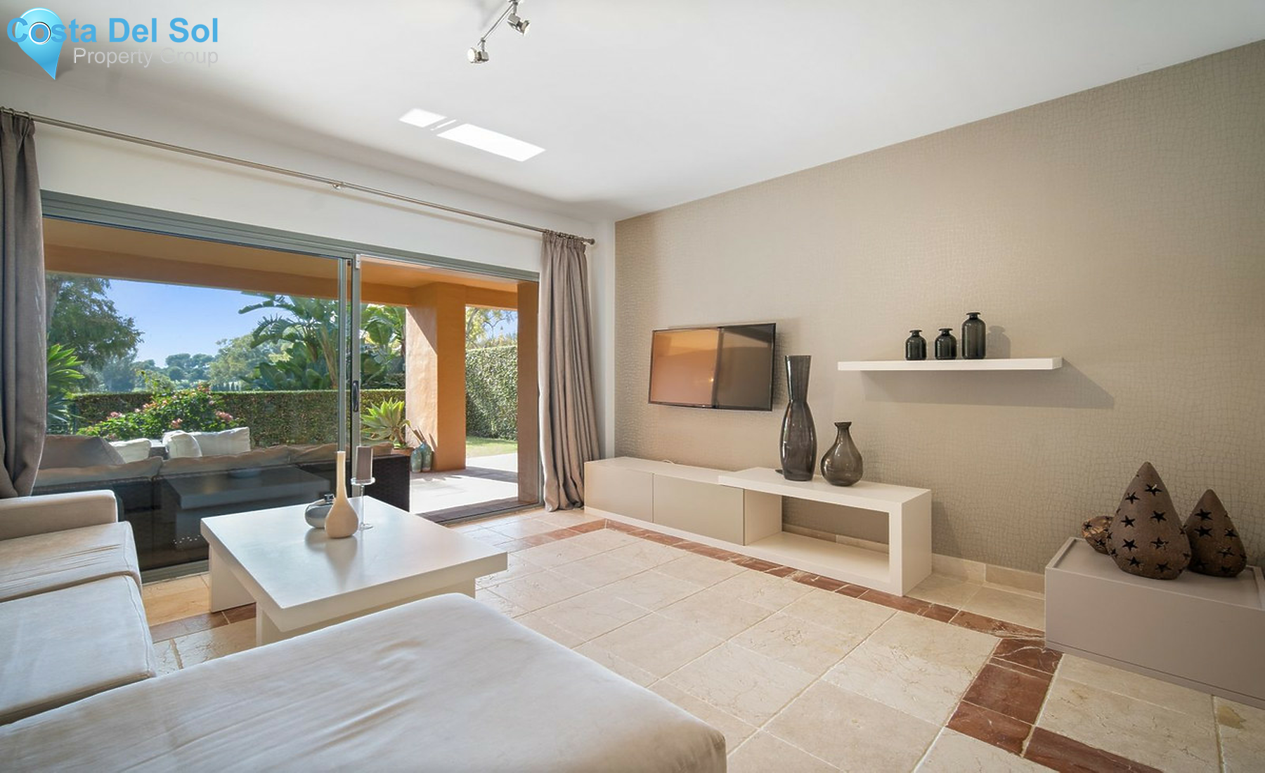 Ground Floor Apartment in Benahavís-1453247