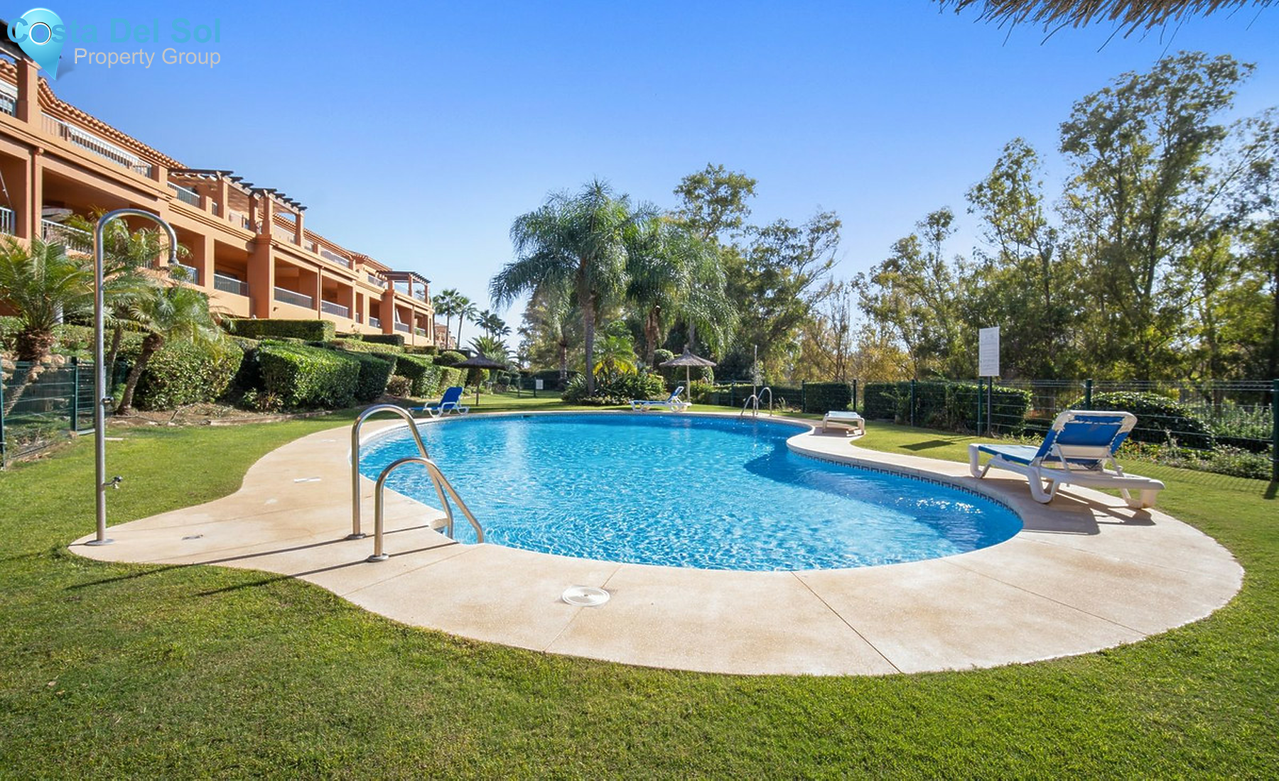 Ground Floor Apartment in Benahavís-1453243