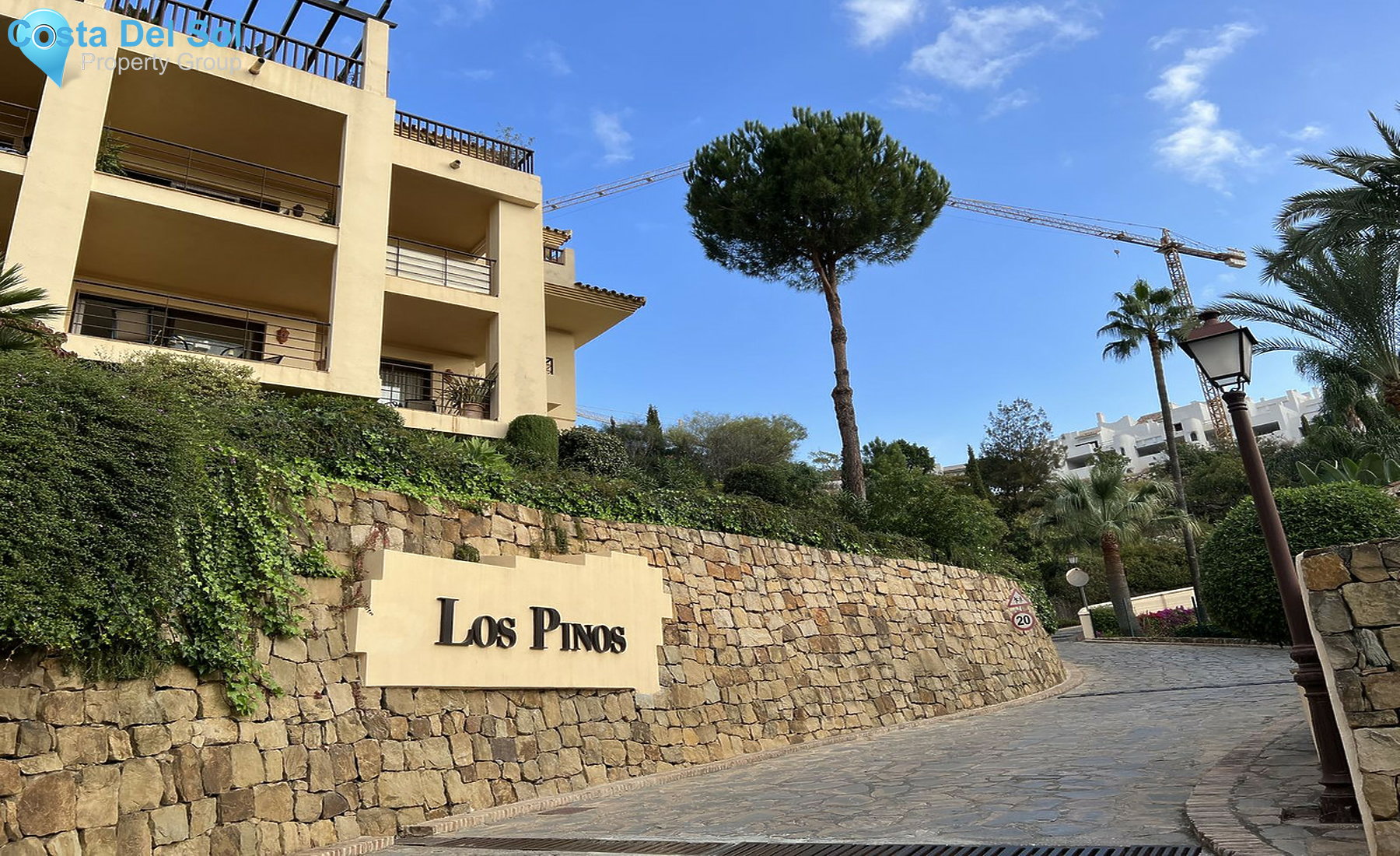 Ground Floor Apartment in Benahavís-1499477