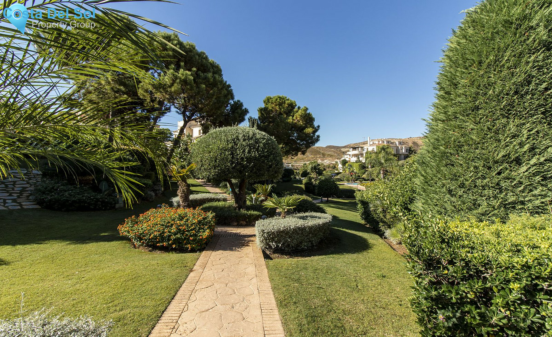 Ground Floor Apartment in Benahavís-1510639