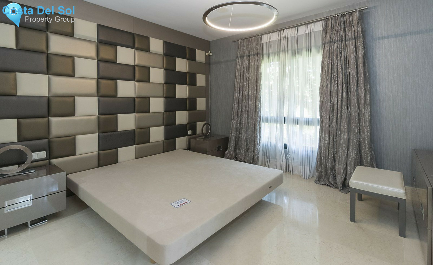 Ground Floor Apartment in Benahavís-1510625
