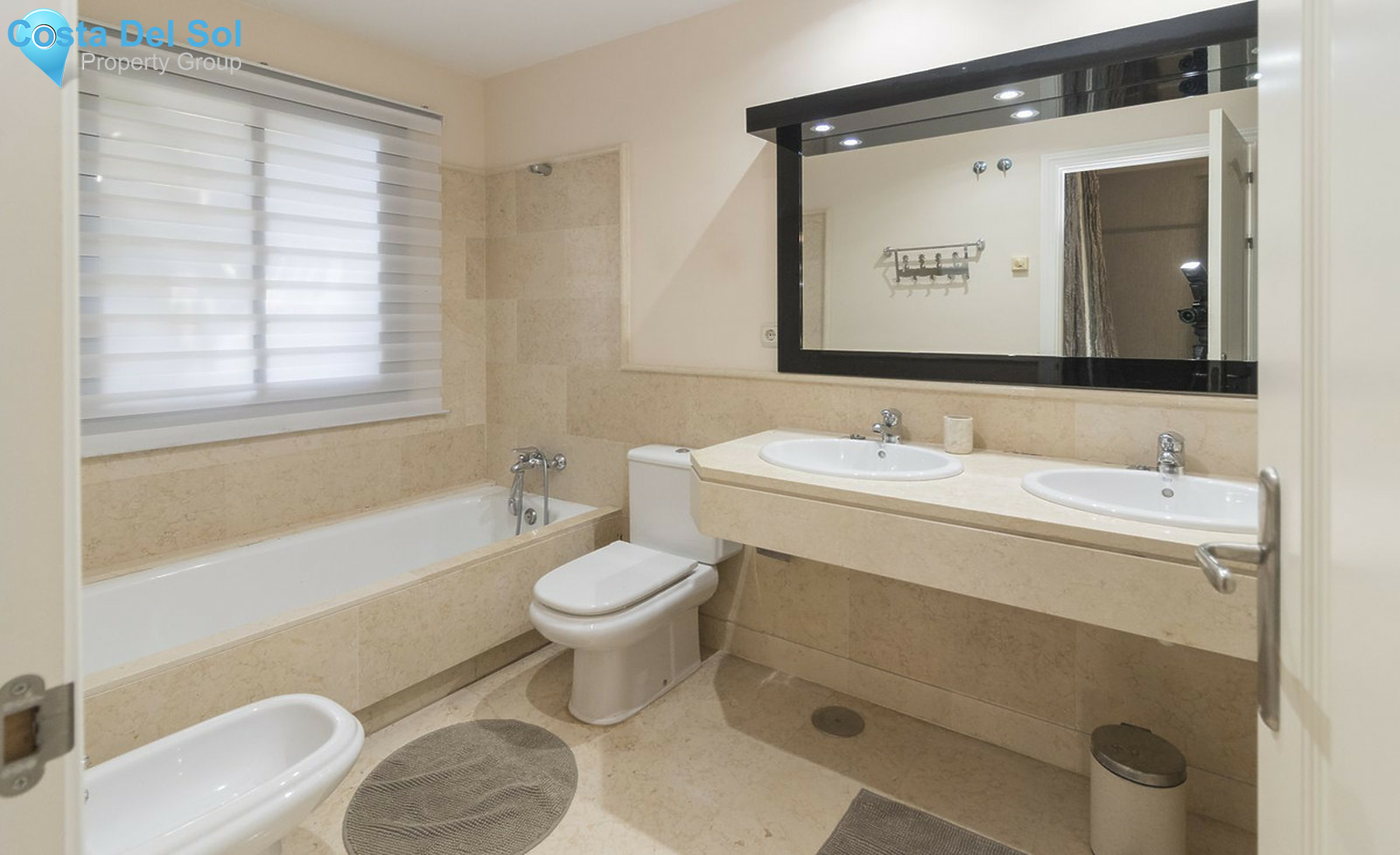 Ground Floor Apartment in Benahavís-1510626