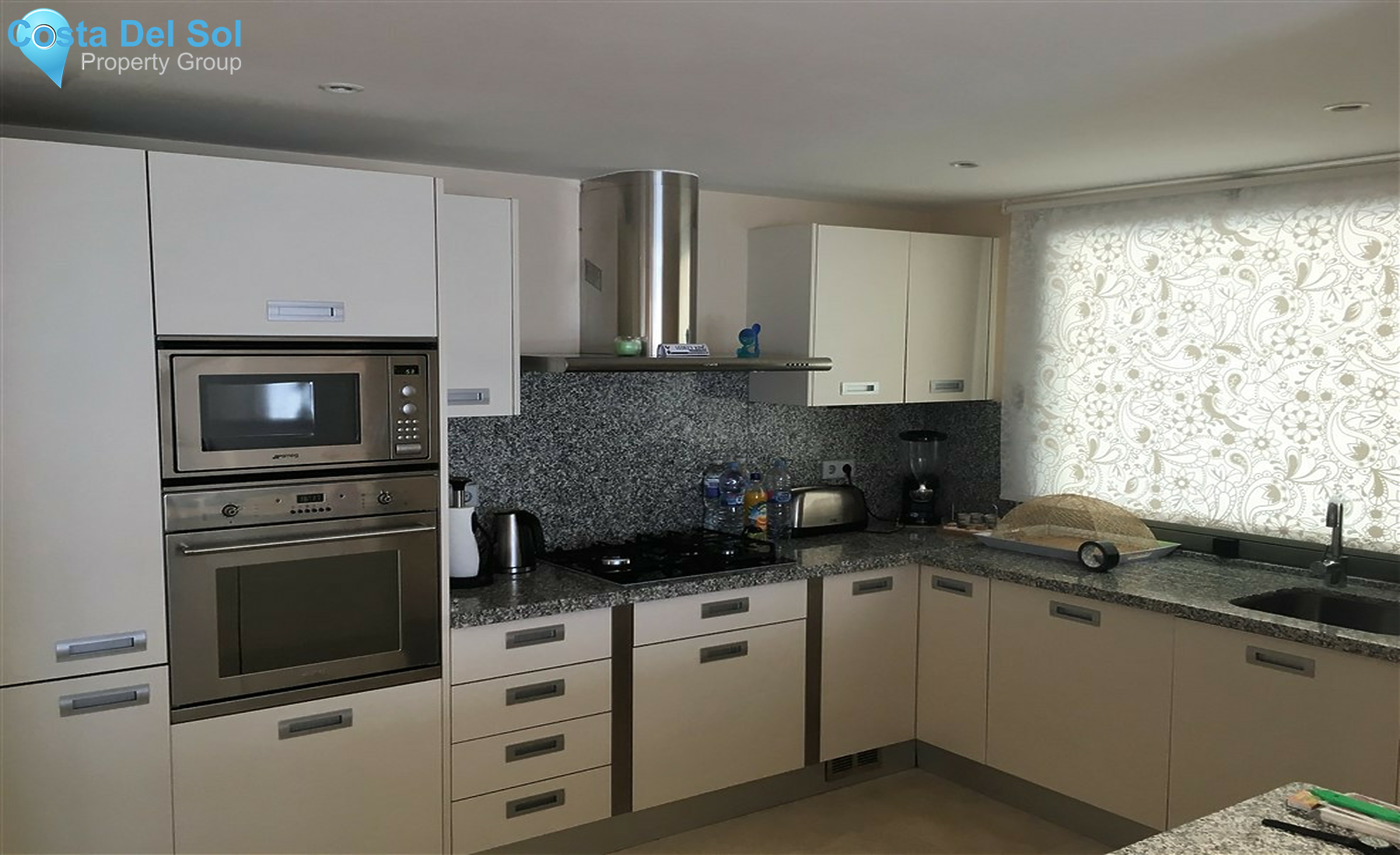 Ground Floor Apartment in Benahavís-1538471