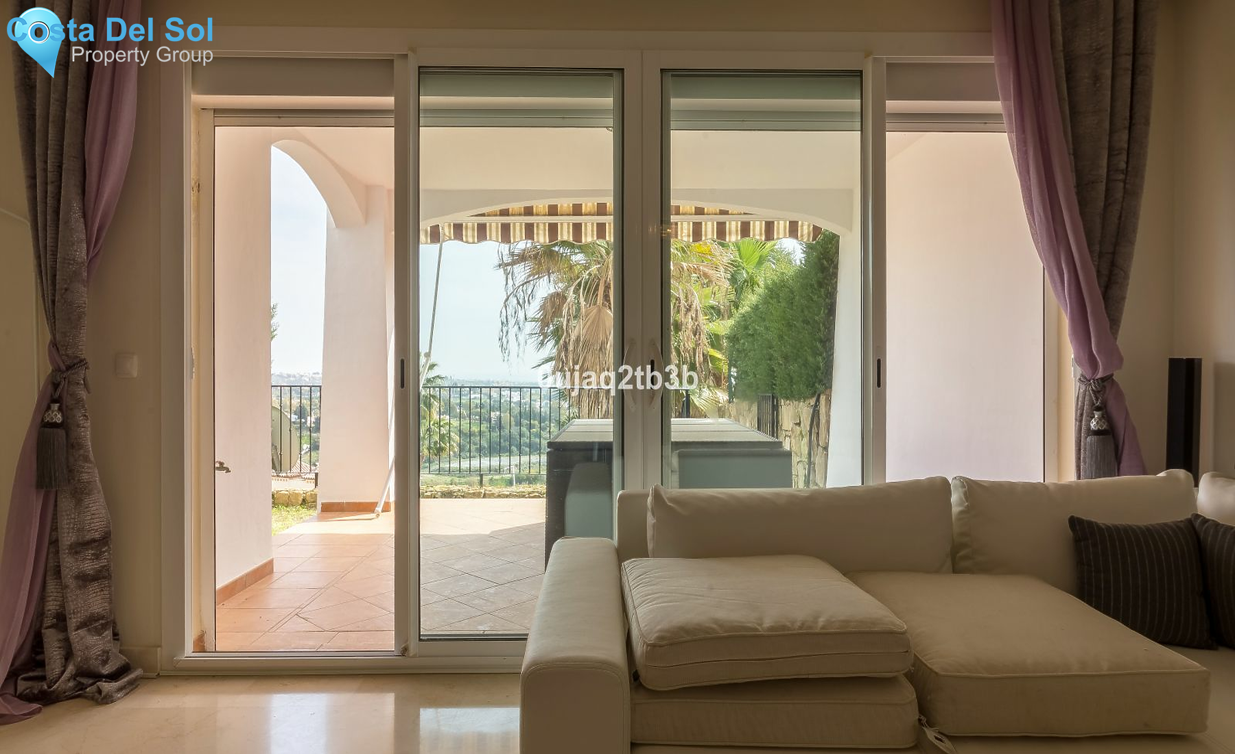 Ground Floor Apartment in Benahavís-1160357