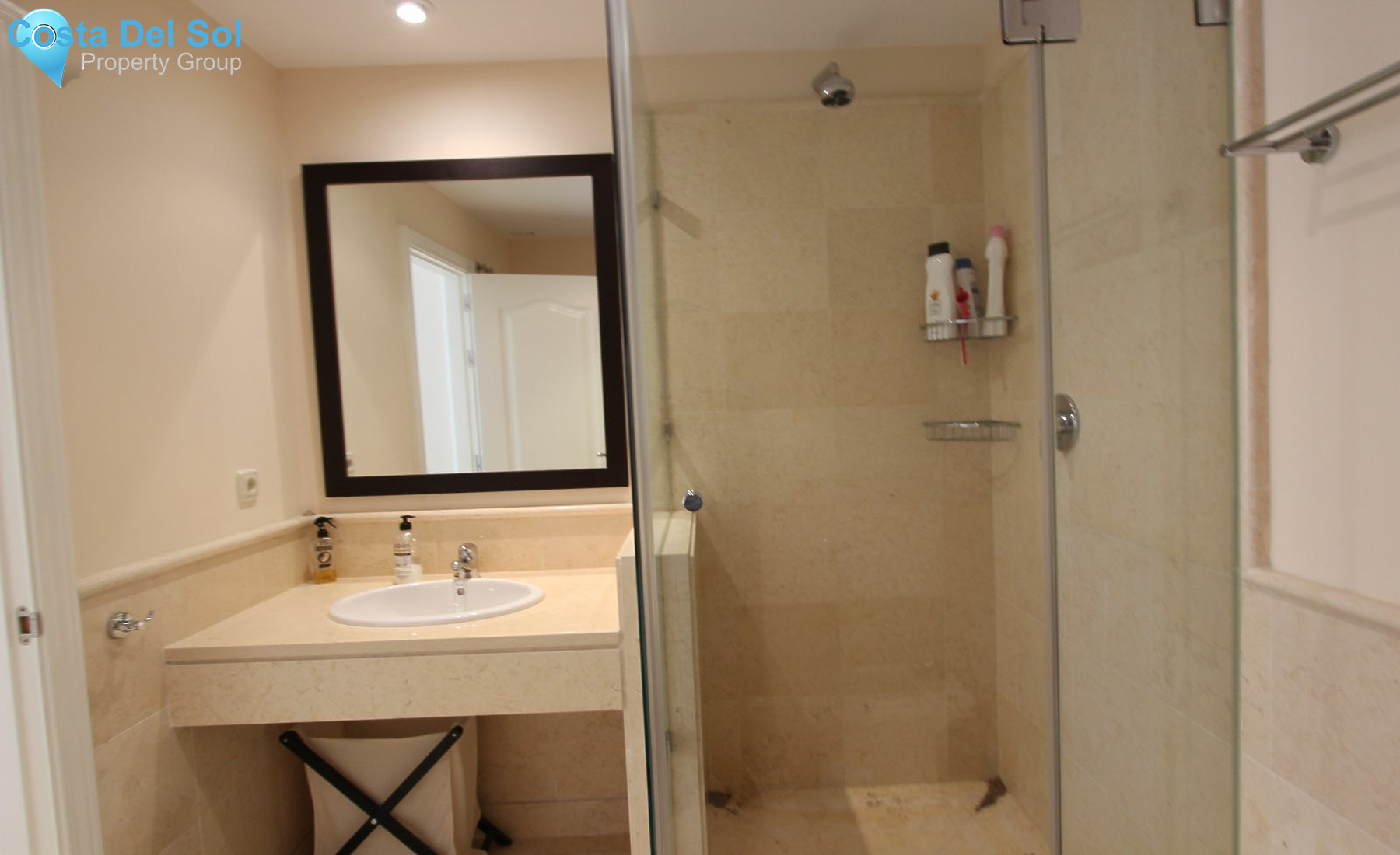 Ground Floor Apartment in Benahavís-1165624