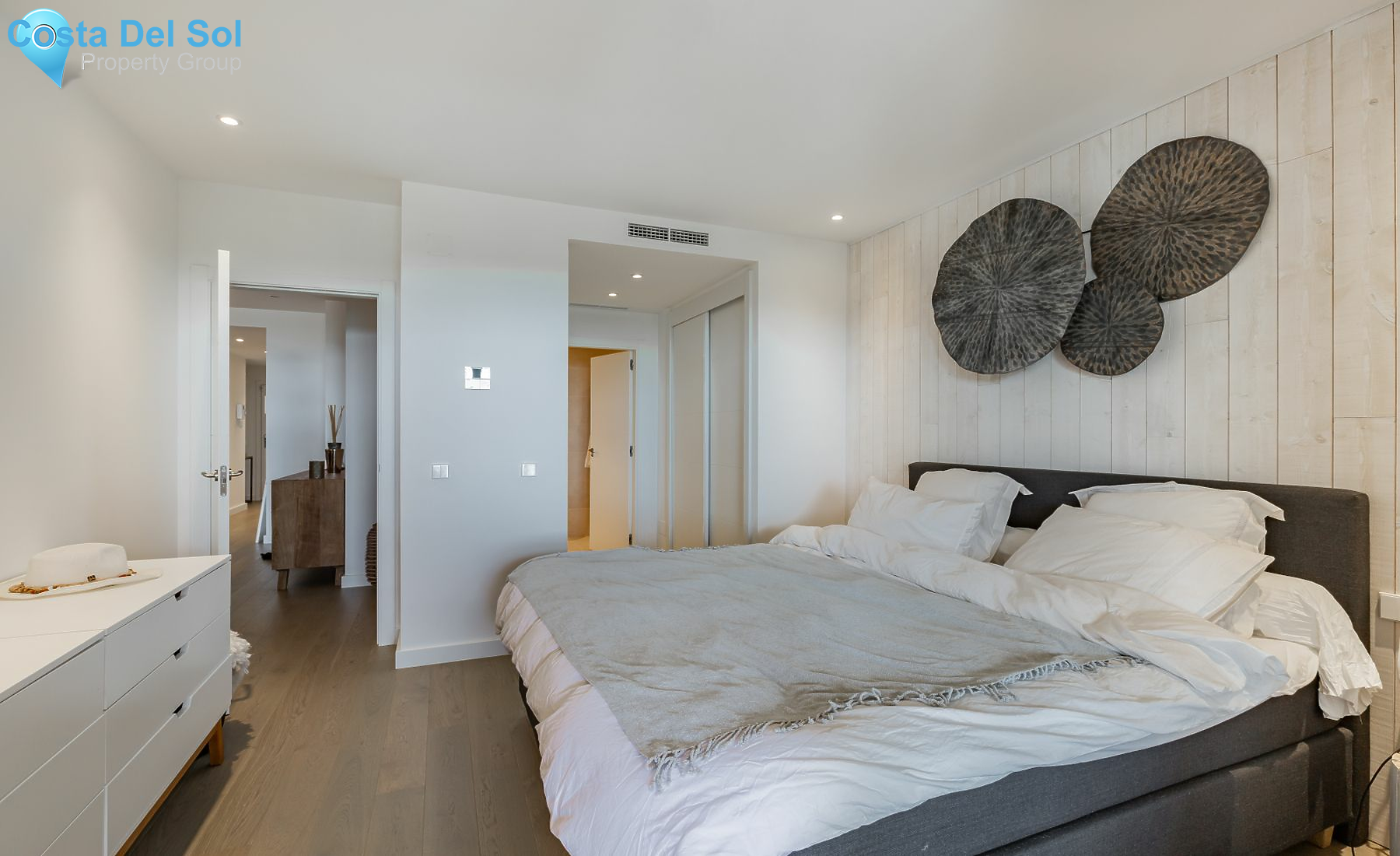 Ground Floor Apartment in Benahavís-1174898