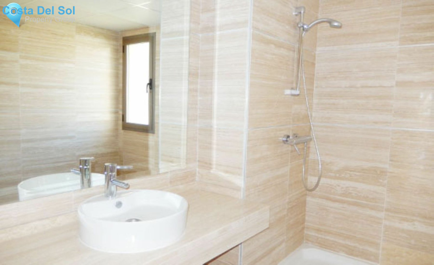 Ground Floor Apartment in Benahavís-1181649