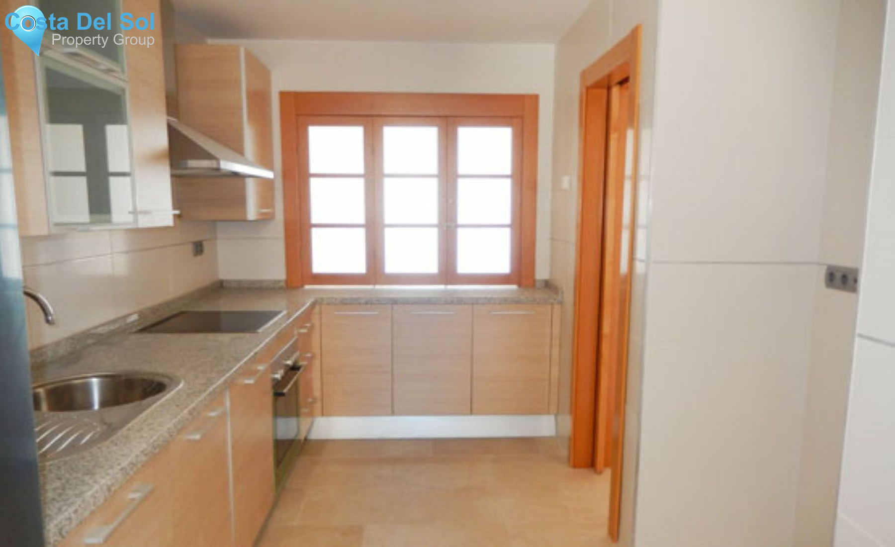 Ground Floor Apartment in Benahavís-1181650