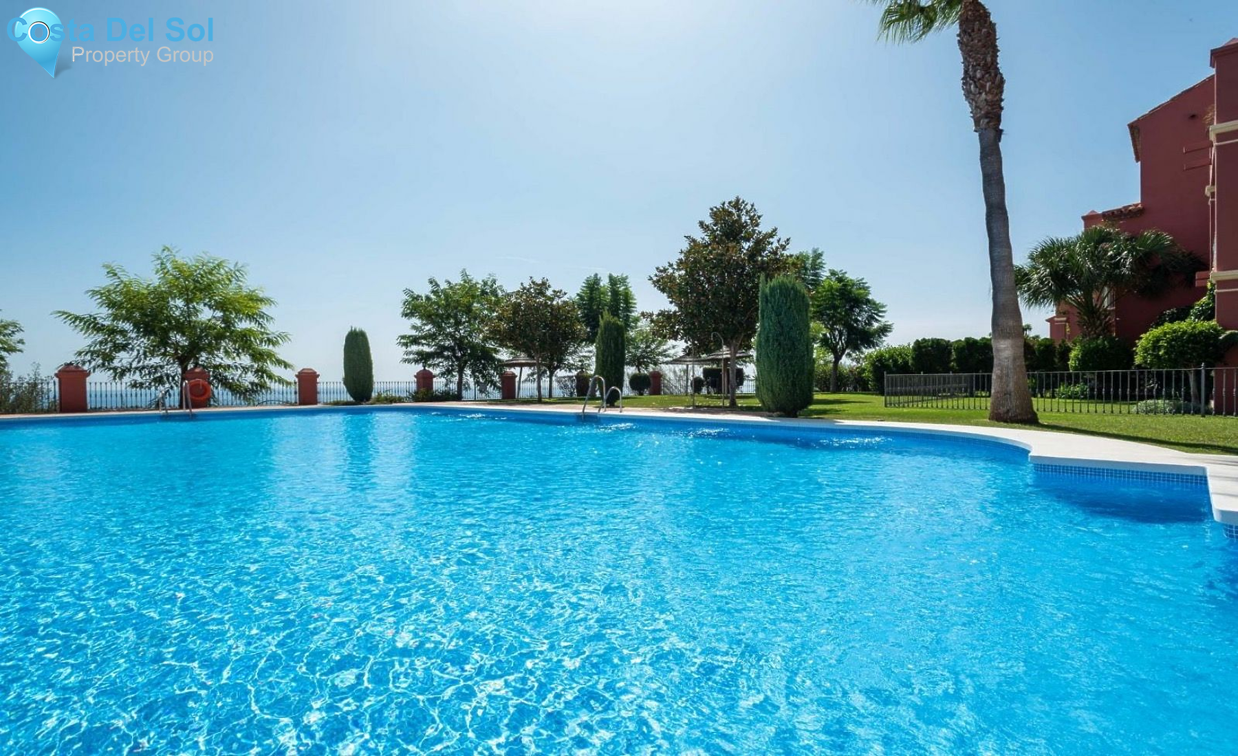 Ground Floor Apartment in Benahavís-1217392