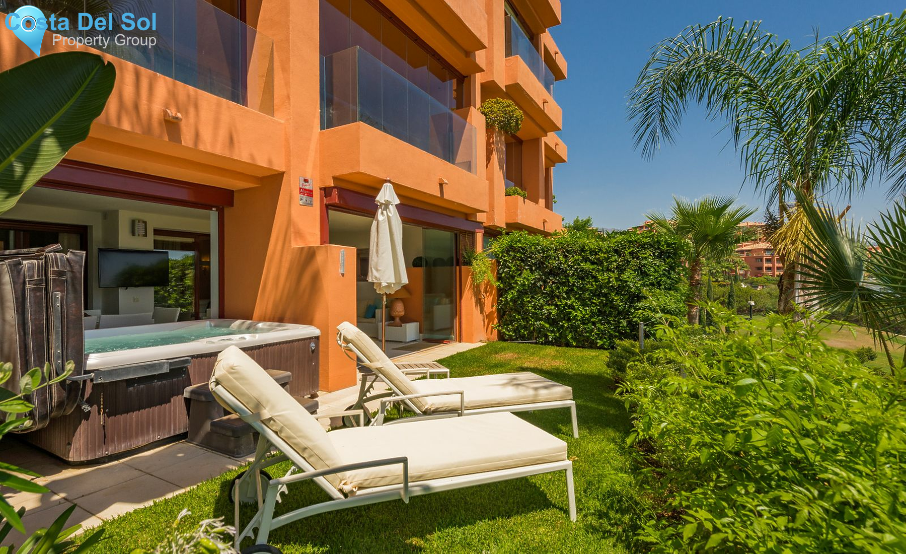 Ground Floor Apartment in Benahavís-1219415