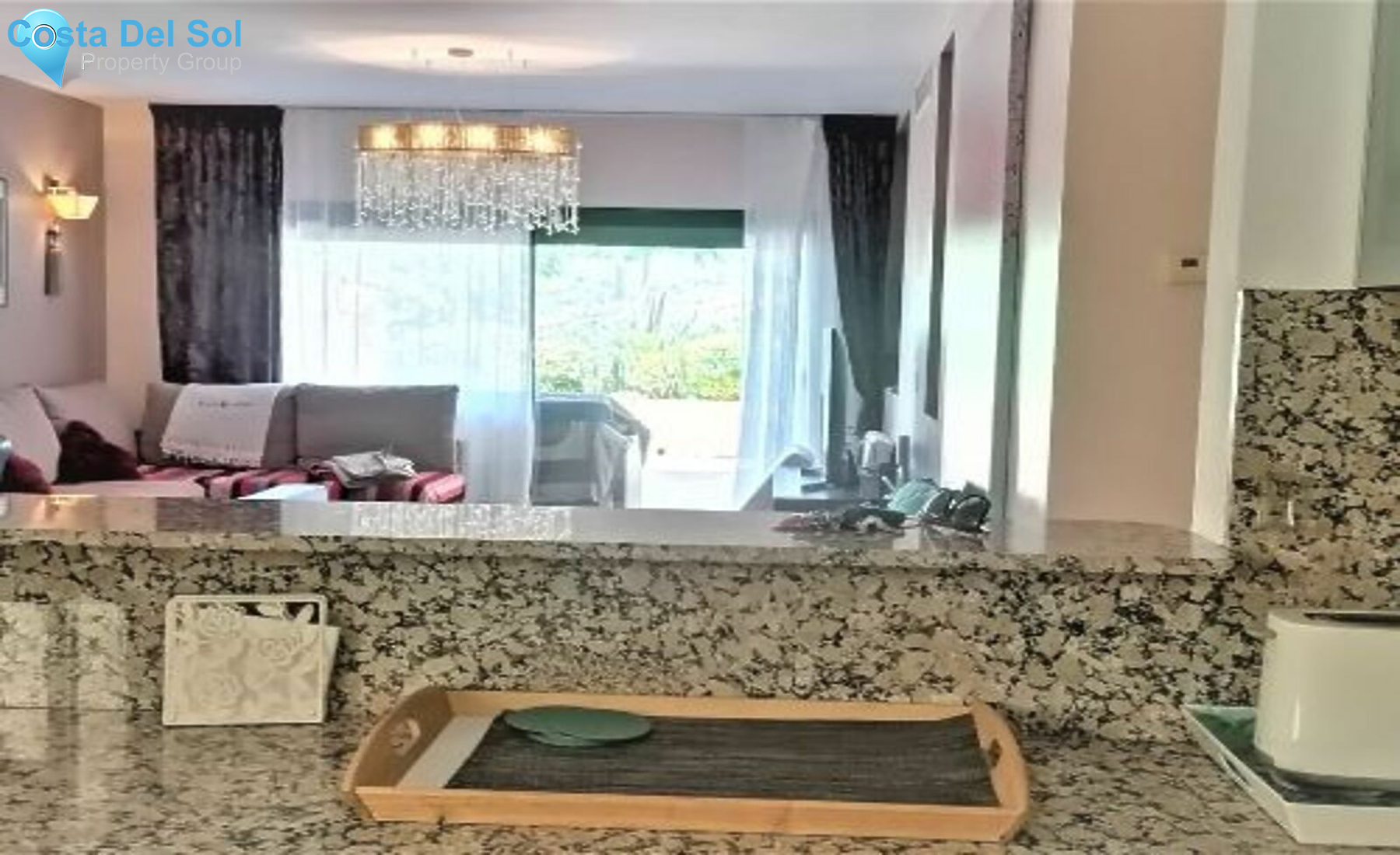 Ground Floor Apartment in Benahavís-1221680