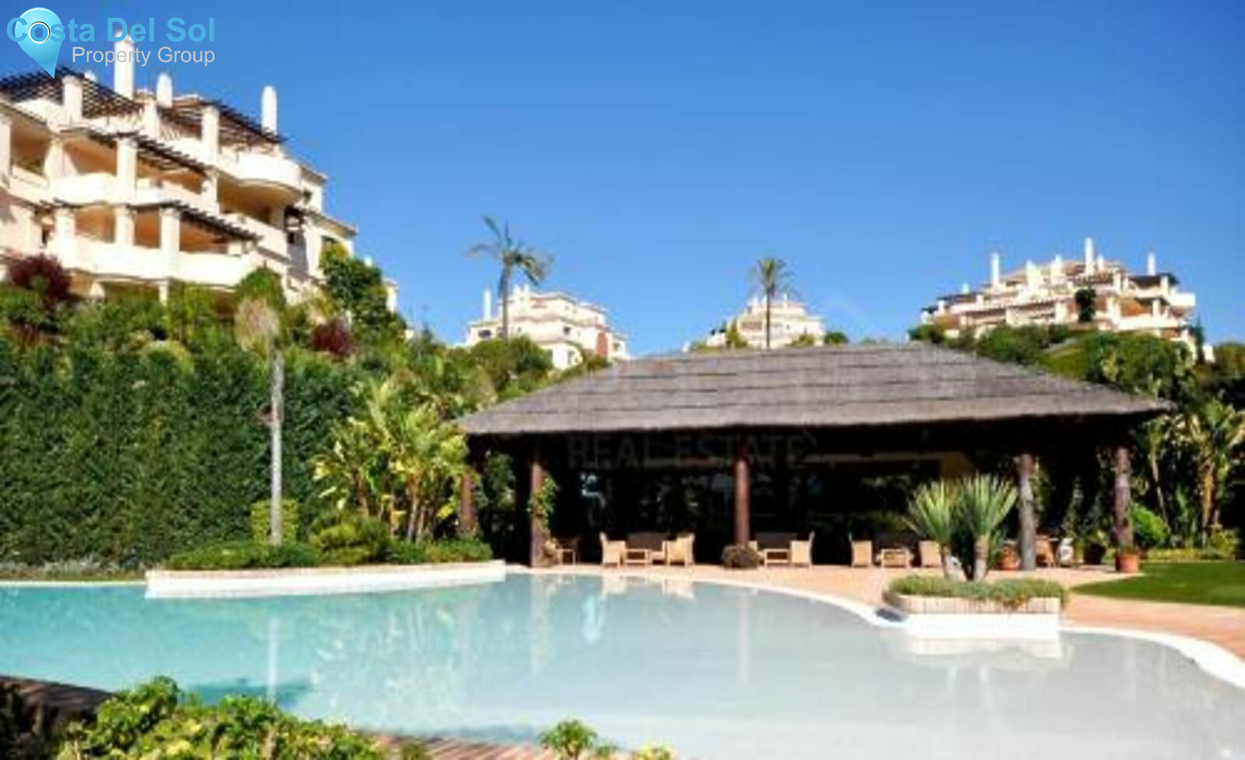 Ground Floor Apartment in Benahavís-1221668