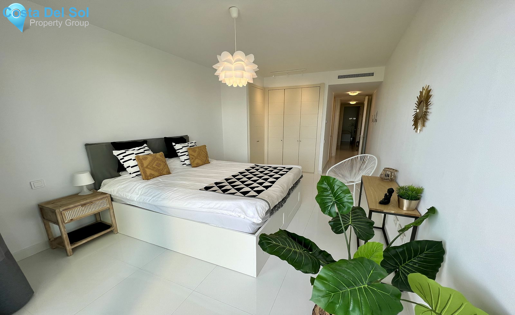 Ground Floor Apartment in Benahavís-1391590