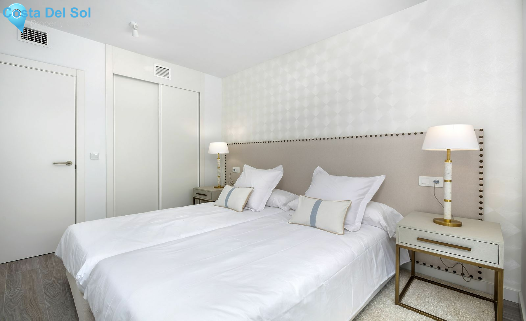 Ground Floor Apartment in Benahavís-1419308