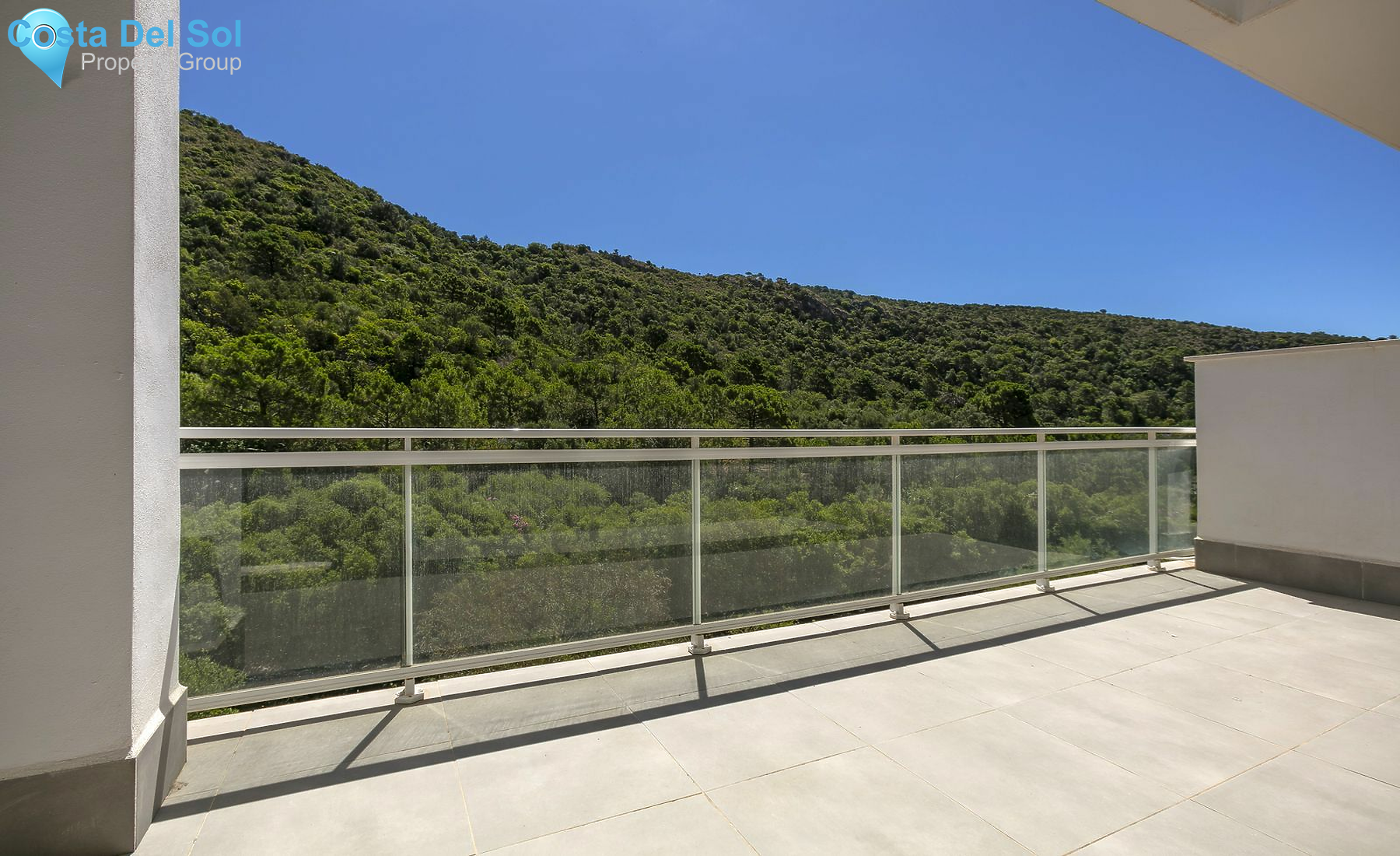 Ground Floor Apartment in Benahavís-1419312