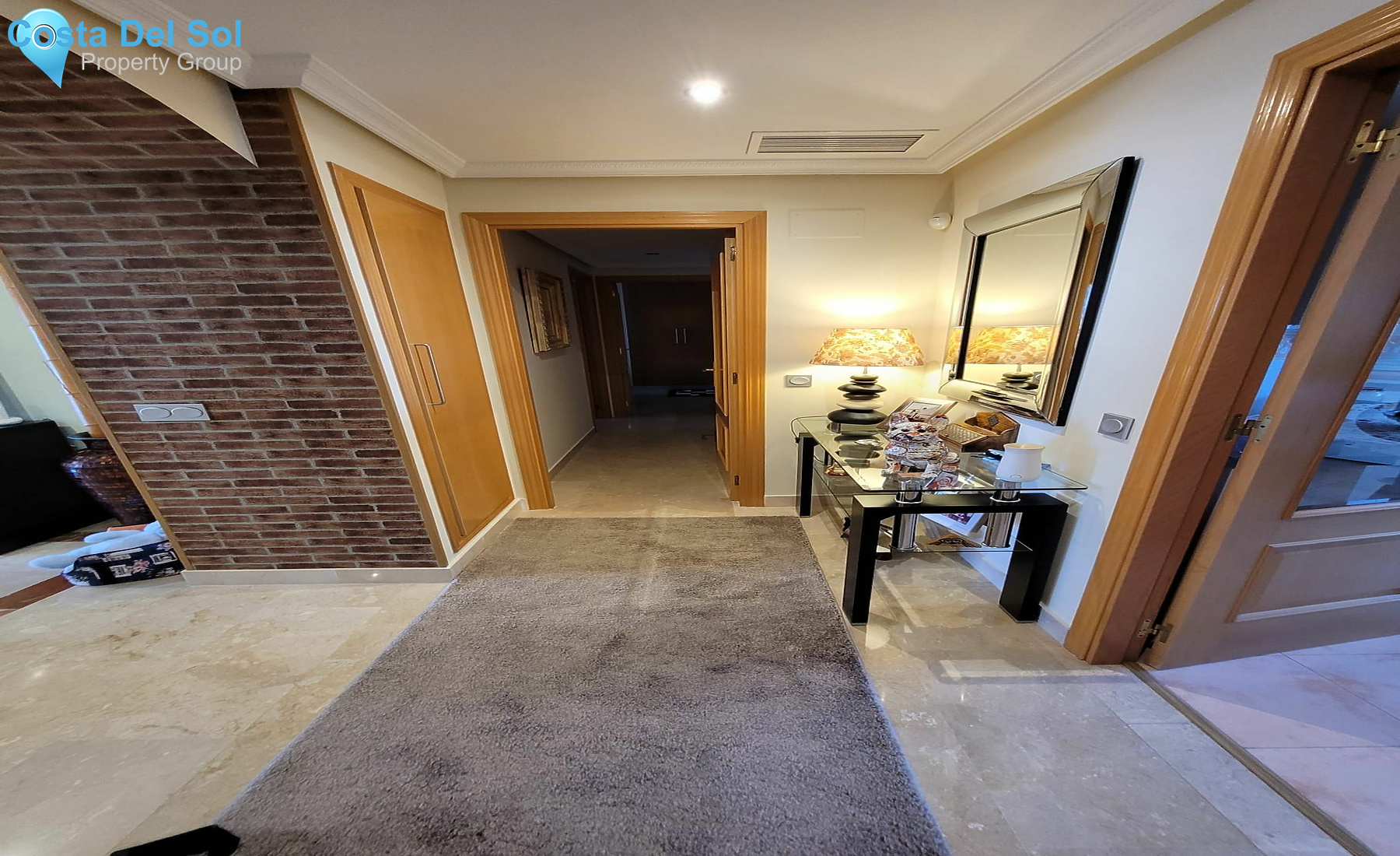 Ground Floor Apartment in Benahavís-1425644