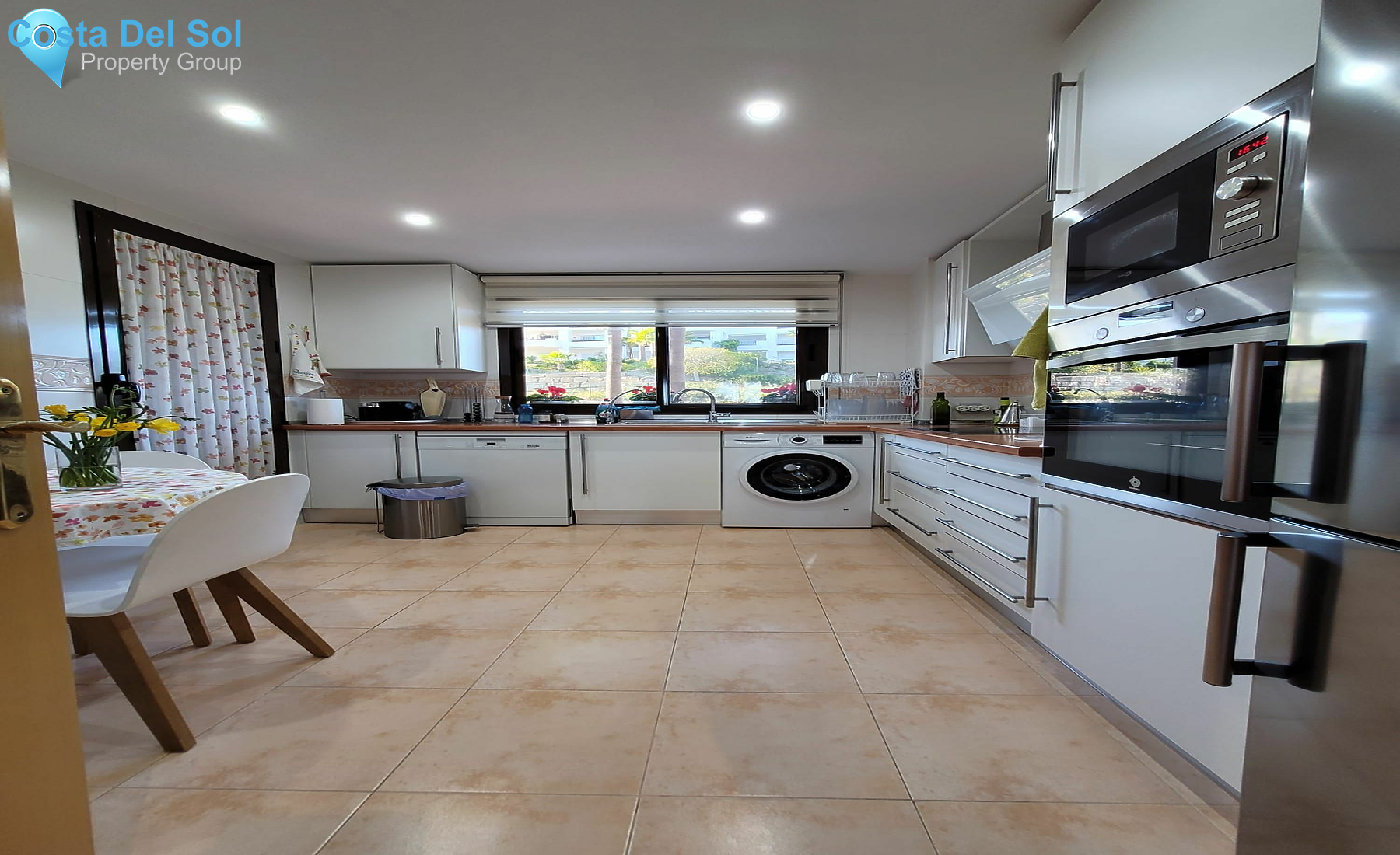 Ground Floor Apartment in Benahavís-1425662