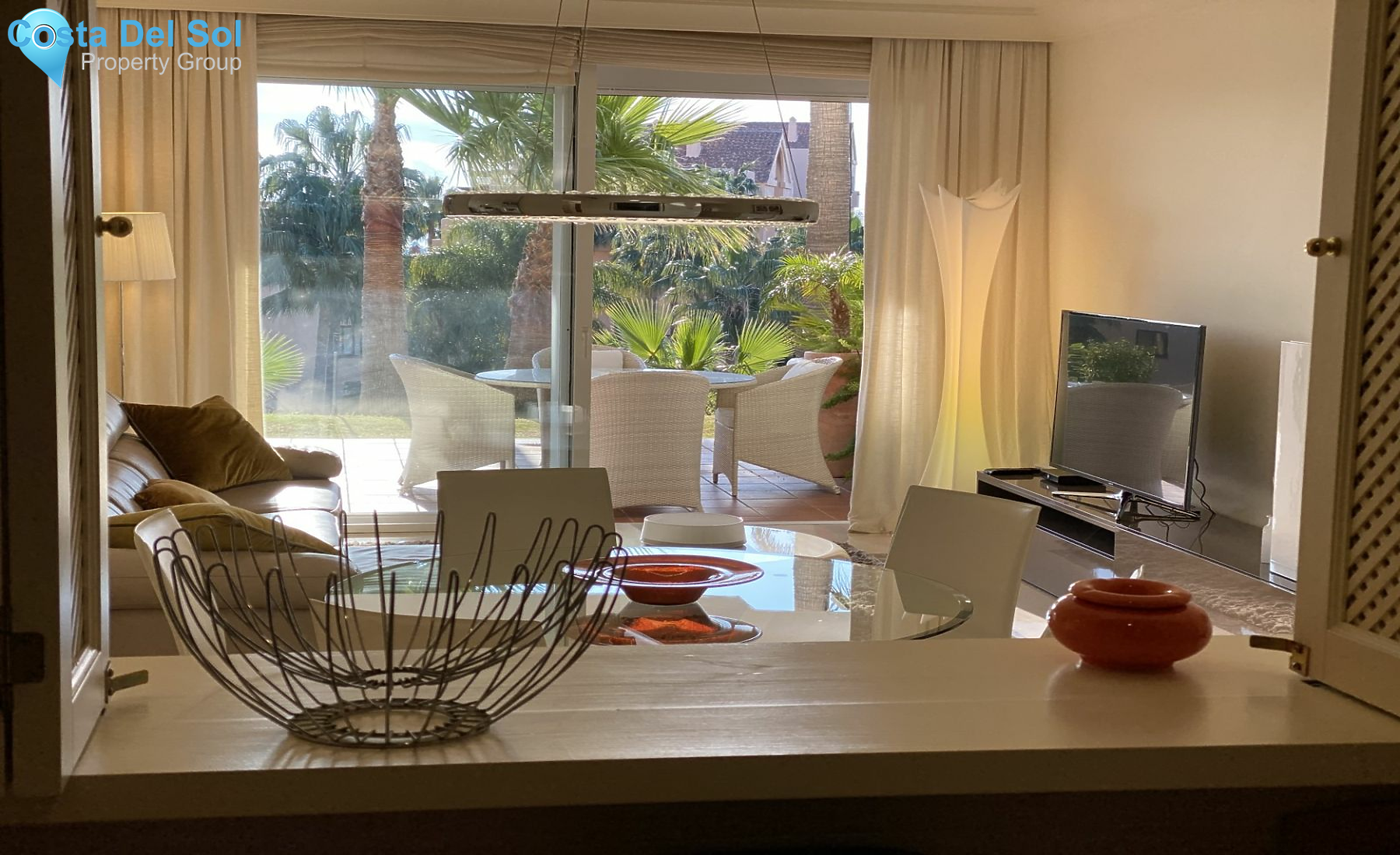 Ground Floor Apartment in Benahavís-1426424