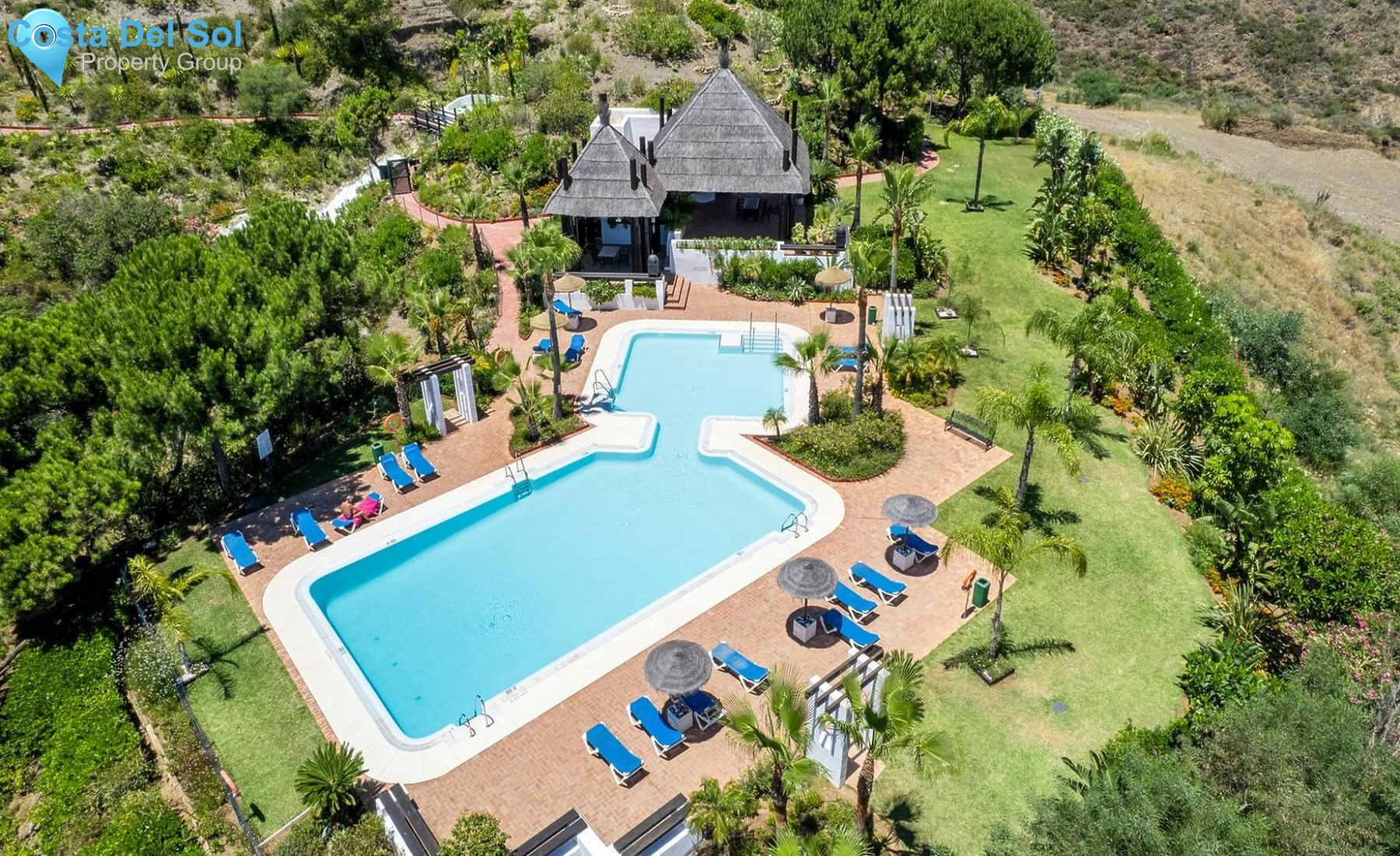 Ground Floor Apartment in Benahavís-1426408