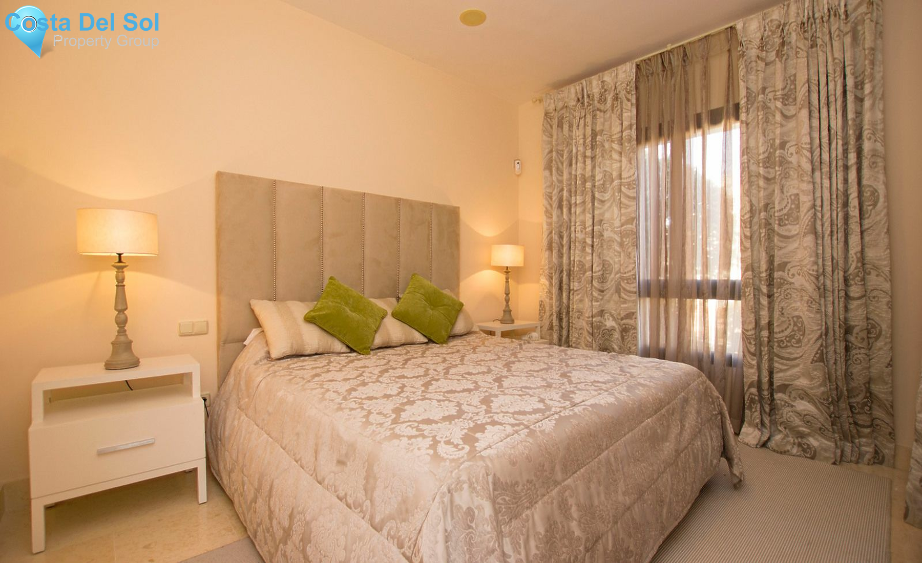 Ground Floor Apartment in Benahavís-1442853