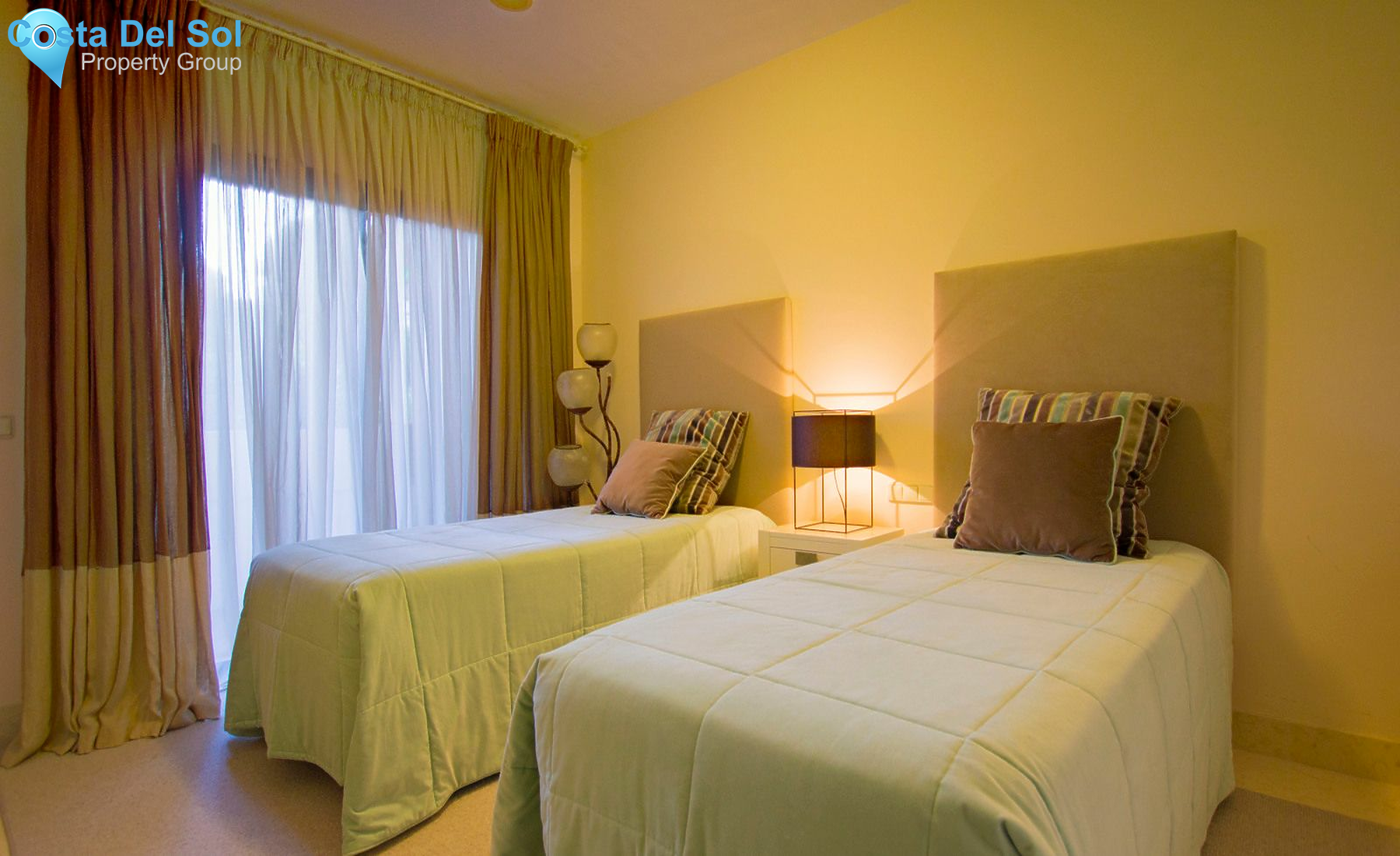 Ground Floor Apartment in Benahavís-1442855
