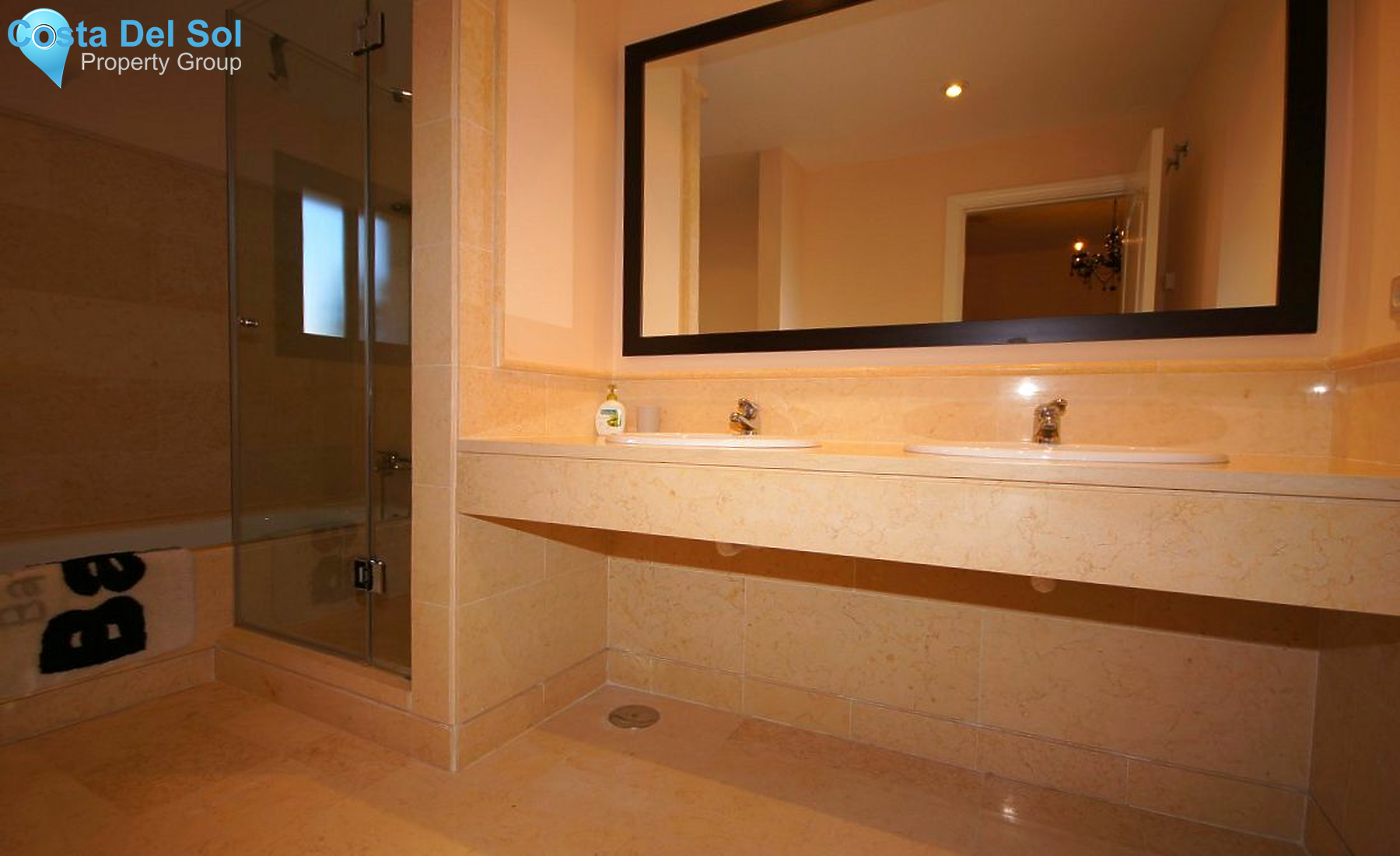 Ground Floor Apartment in Benahavís-1518457