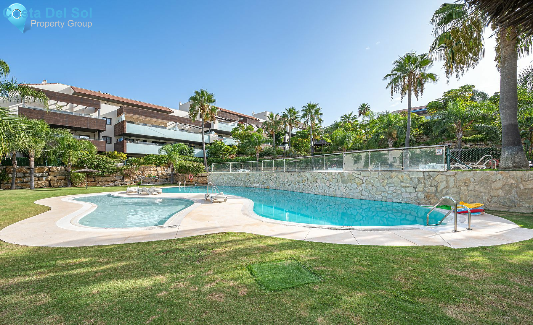 Ground Floor Apartment in Benahavís-1534554
