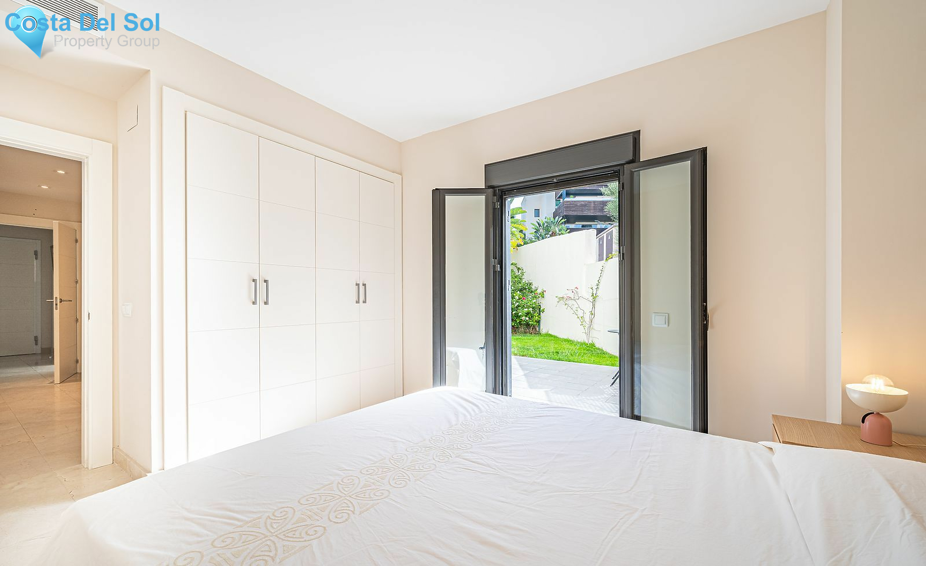 Ground Floor Apartment in Benahavís-1534557