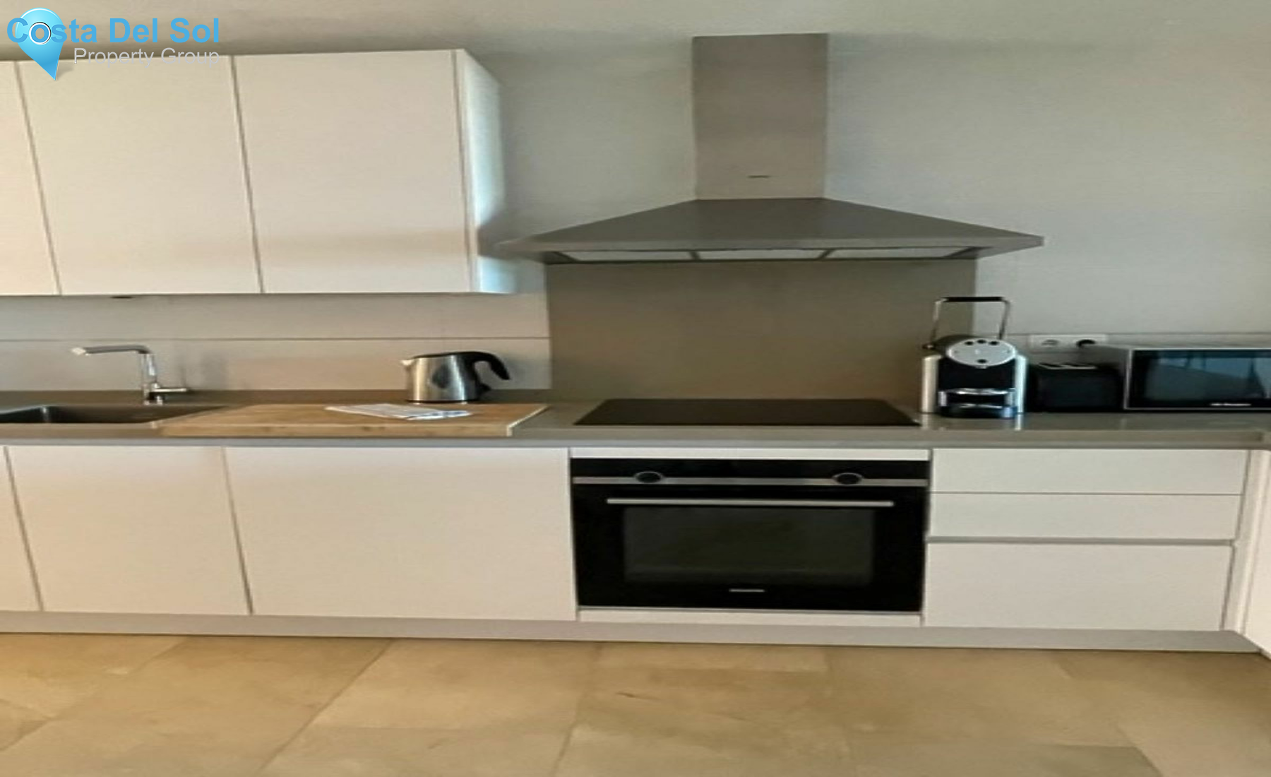 Ground Floor Apartment in Benahavís-1551556