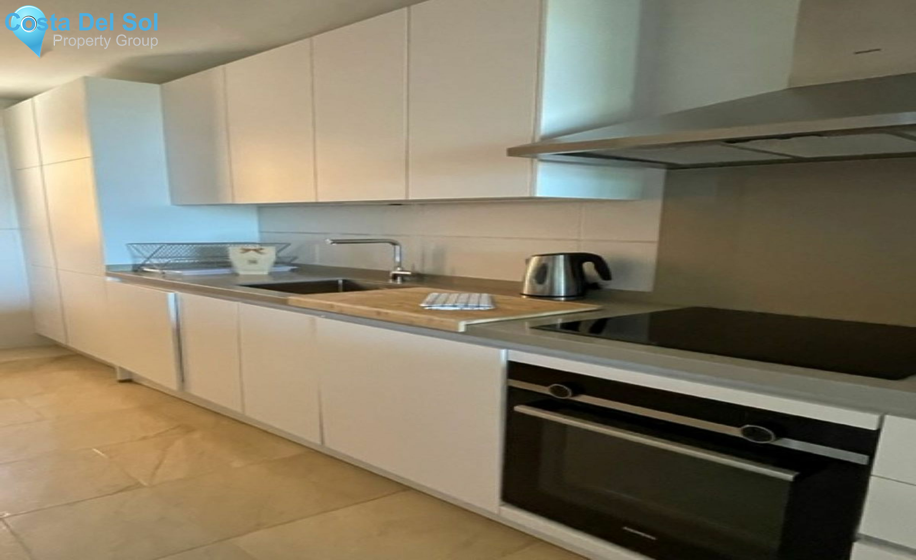 Ground Floor Apartment in Benahavís-1551557