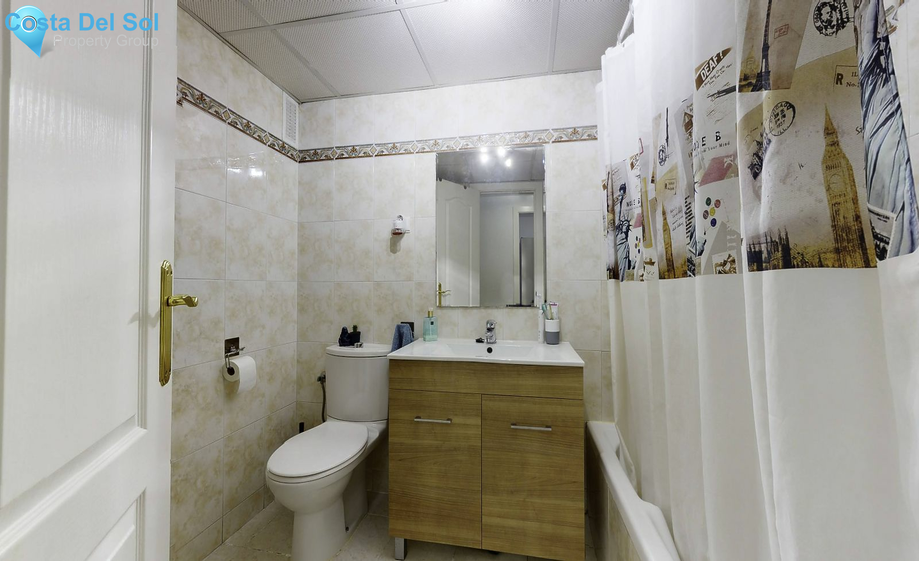 Middle Floor Apartment in Benalmadena Costa-1442386