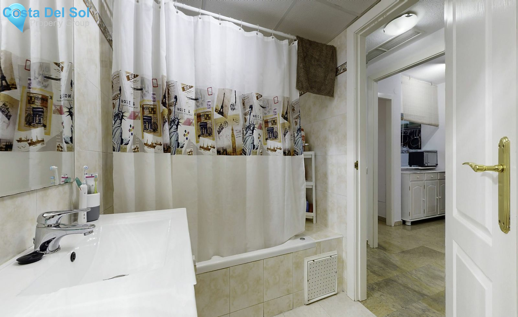 Middle Floor Apartment in Benalmadena Costa-1442387