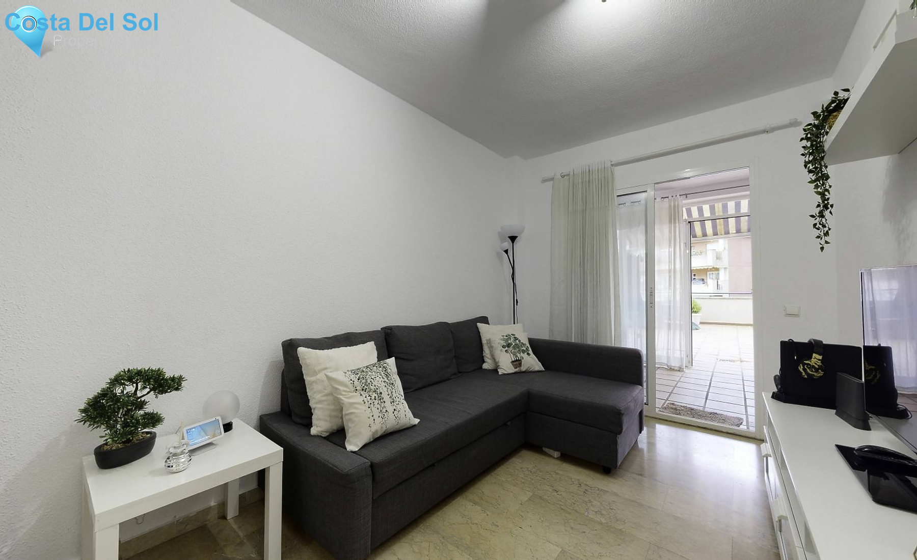 Middle Floor Apartment in Benalmadena Costa-1442377