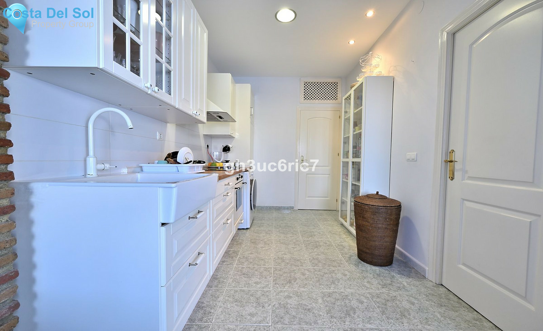 Ground Floor Apartment in Calahonda-1409026