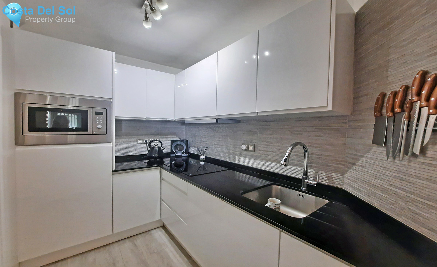 Ground Floor Apartment in Calahonda-1410993