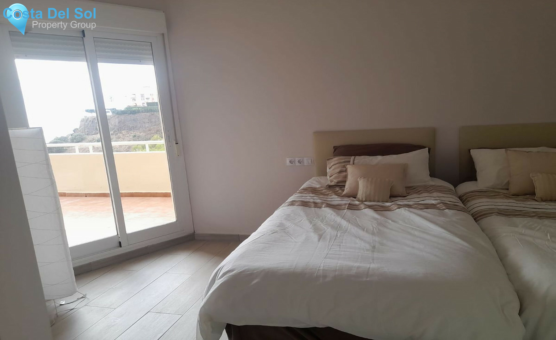 Middle Floor Apartment in Calahonda-1508776