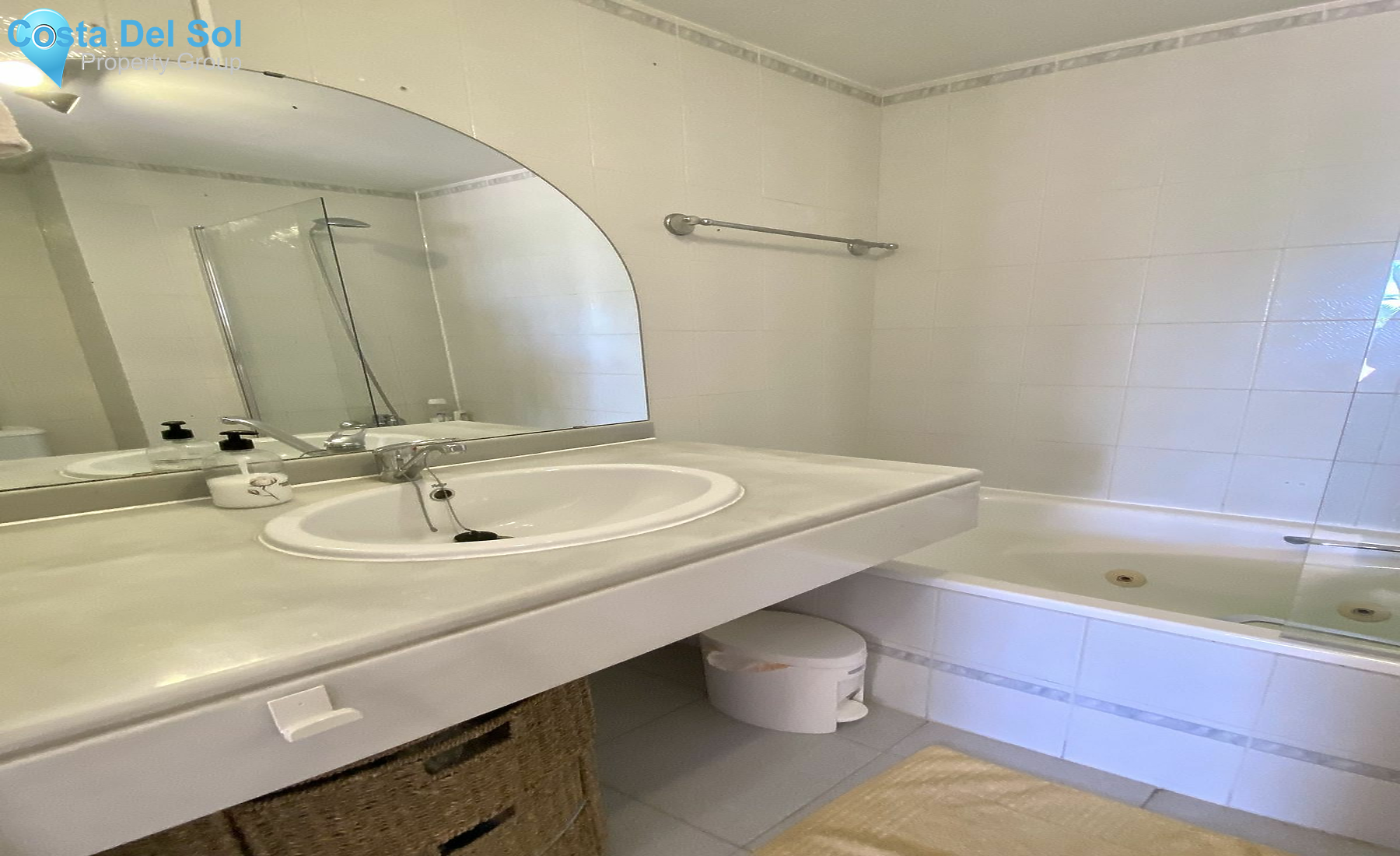 Ground Floor Apartment in Calahonda-1420904