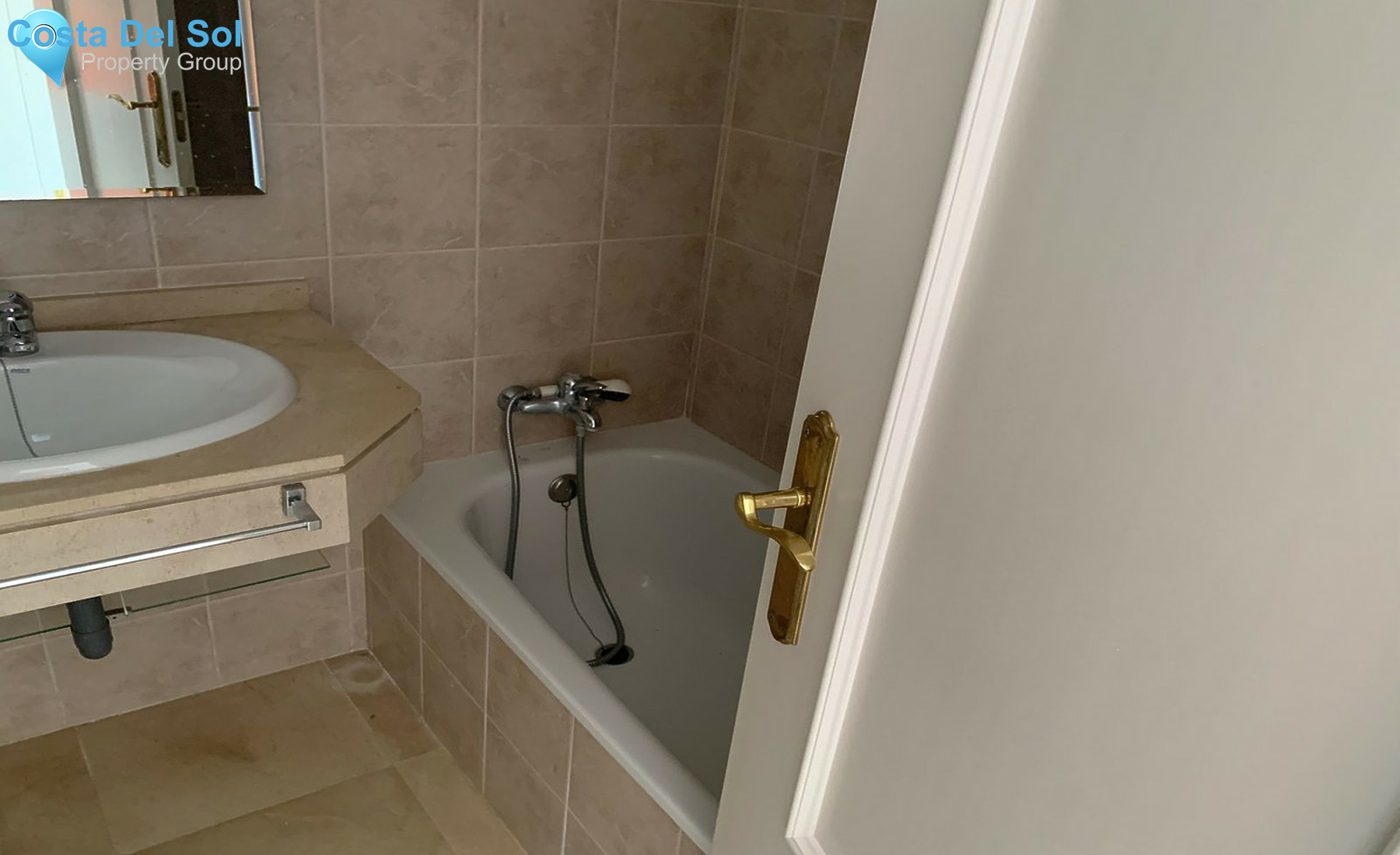Ground Floor Apartment in Casares-1367017