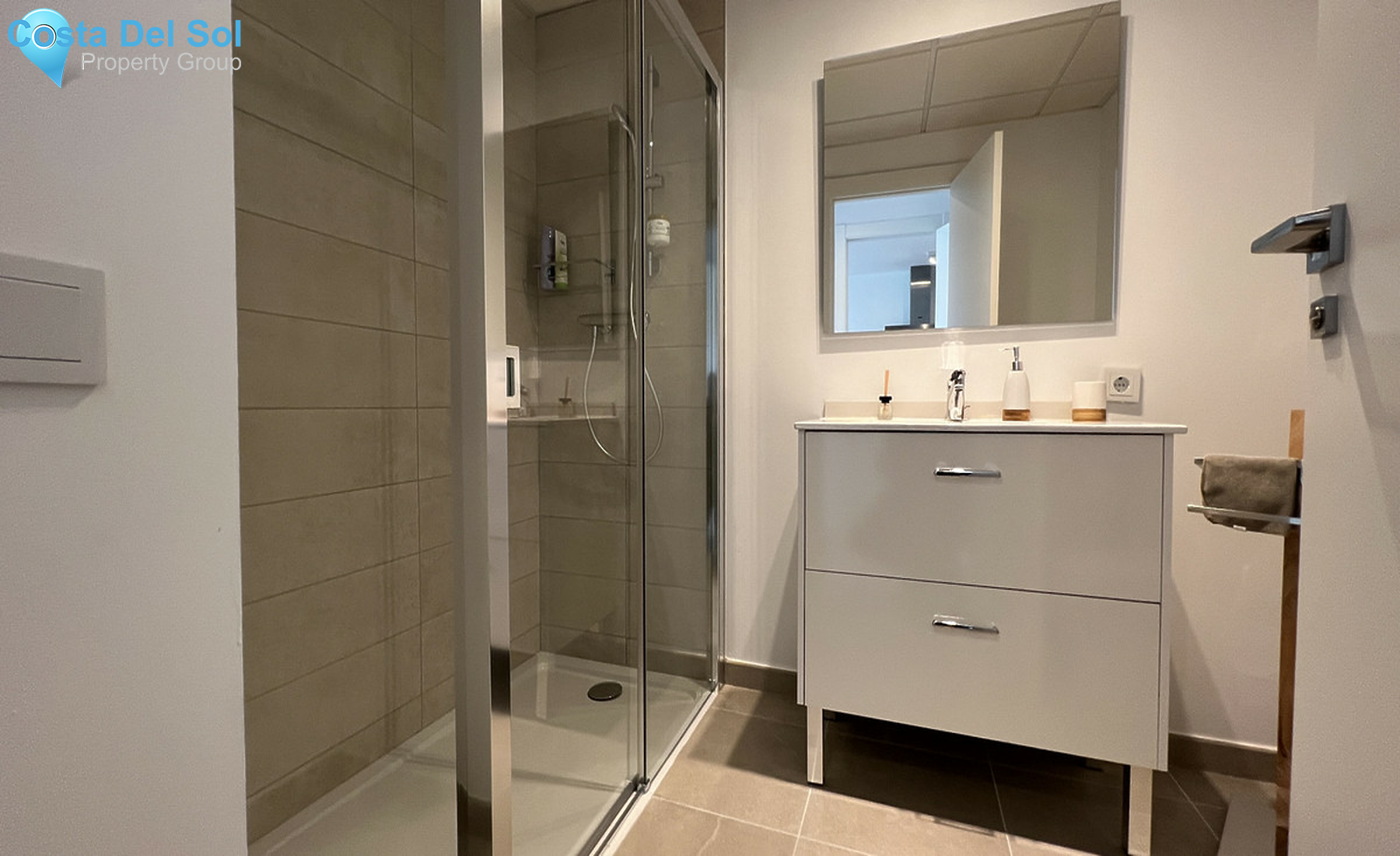 Ground Floor Apartment in Casares-1371418