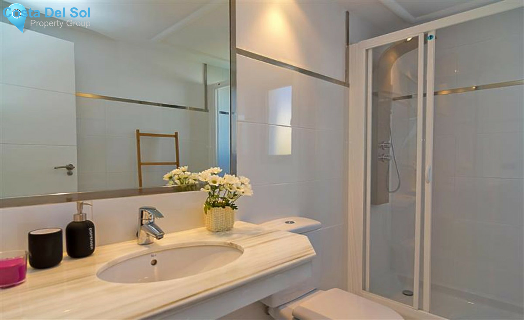 Ground Floor Apartment in Casares-1410359