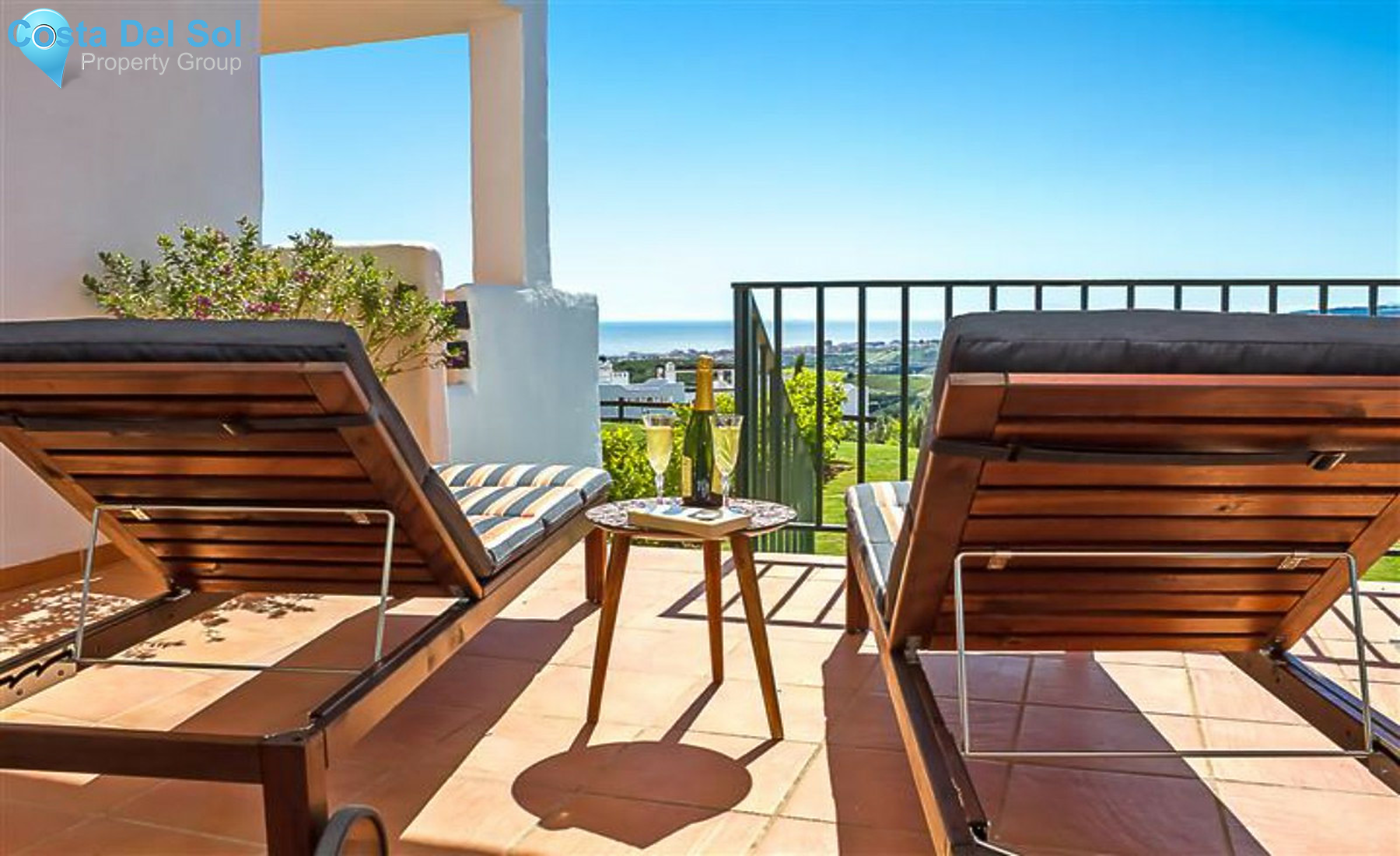 Ground Floor Apartment in Casares-1410344