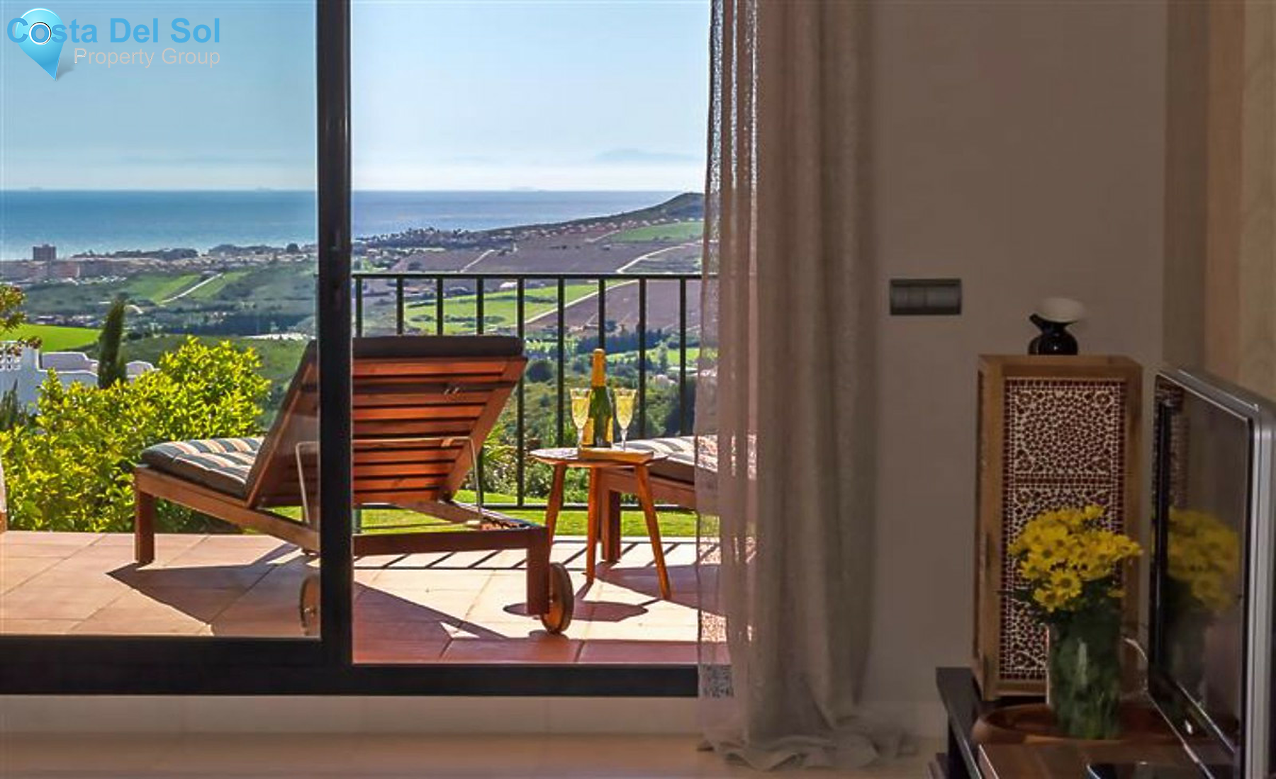 Ground Floor Apartment in Casares-1410345