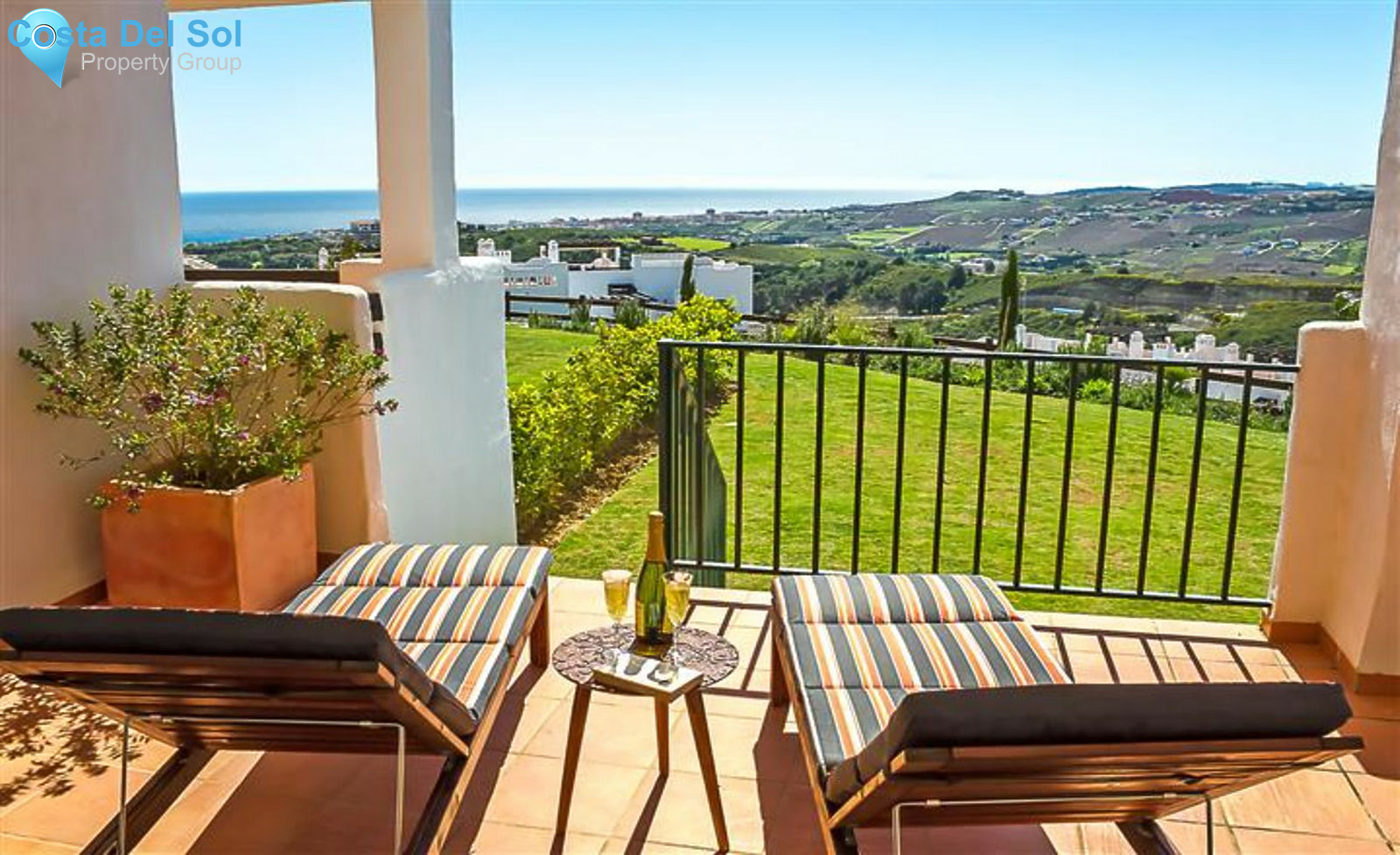 Ground Floor Apartment in Casares-1410346