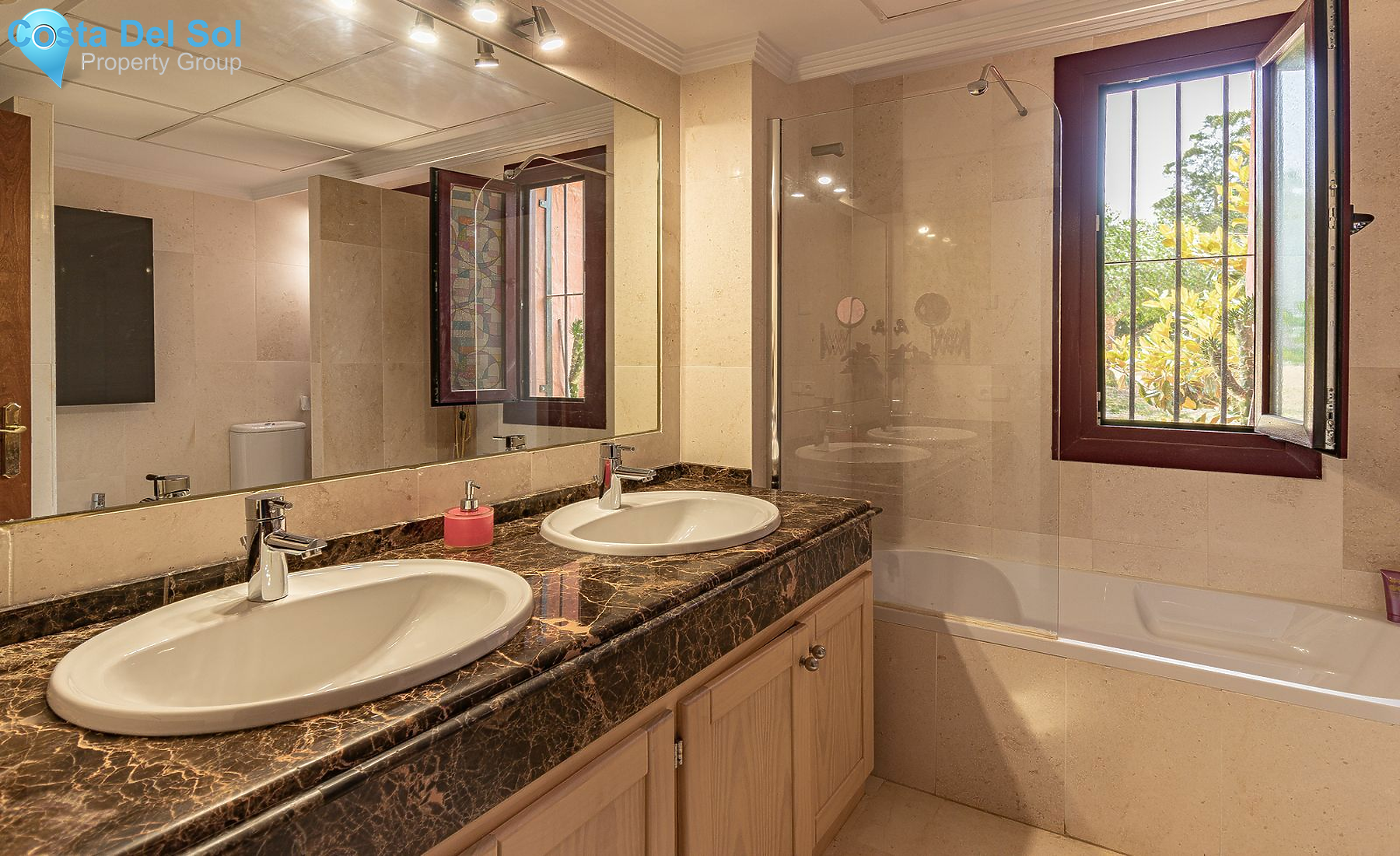 Ground Floor Apartment in Casares-1388673