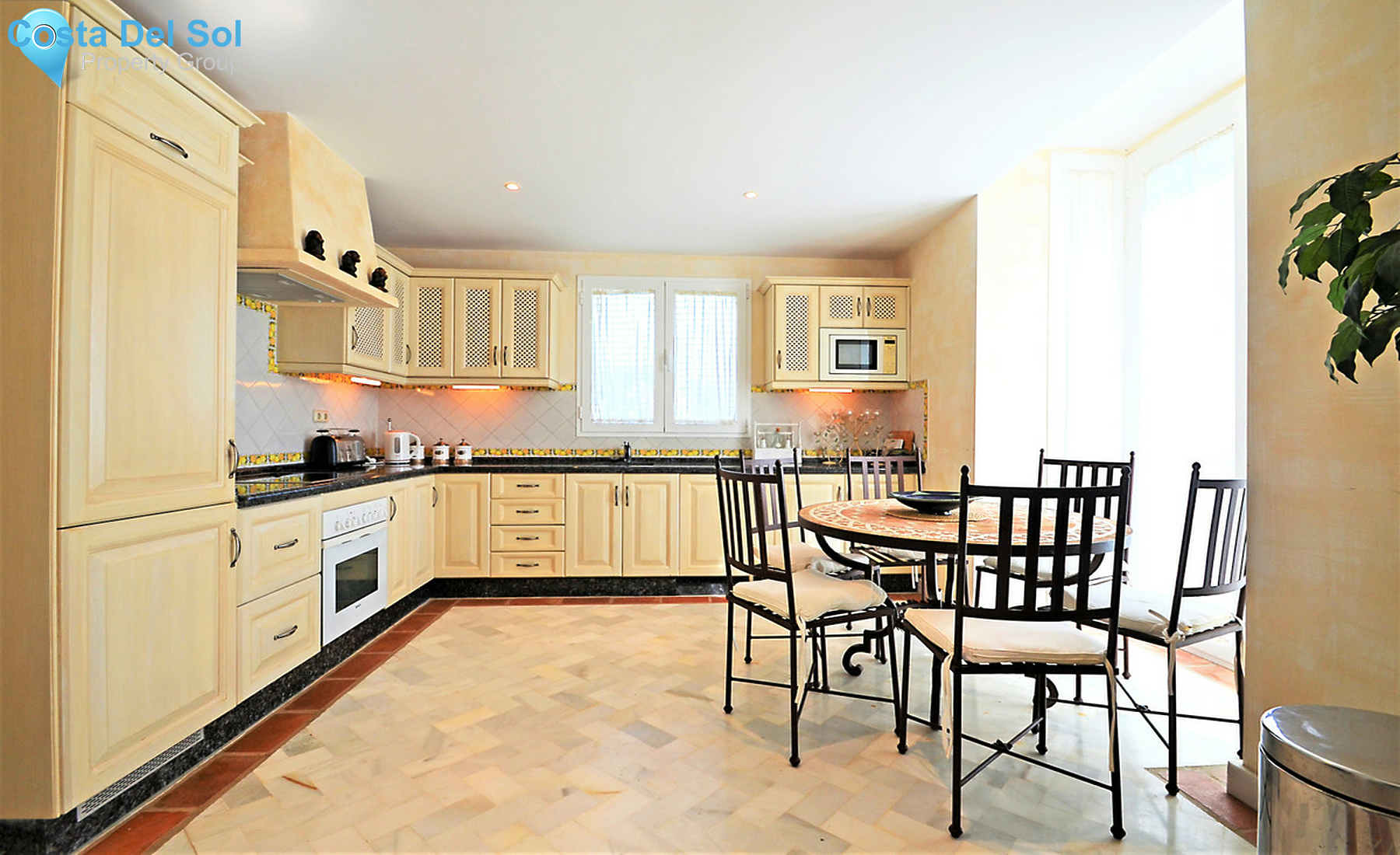 Ground Floor Apartment in Casares Playa-1290195