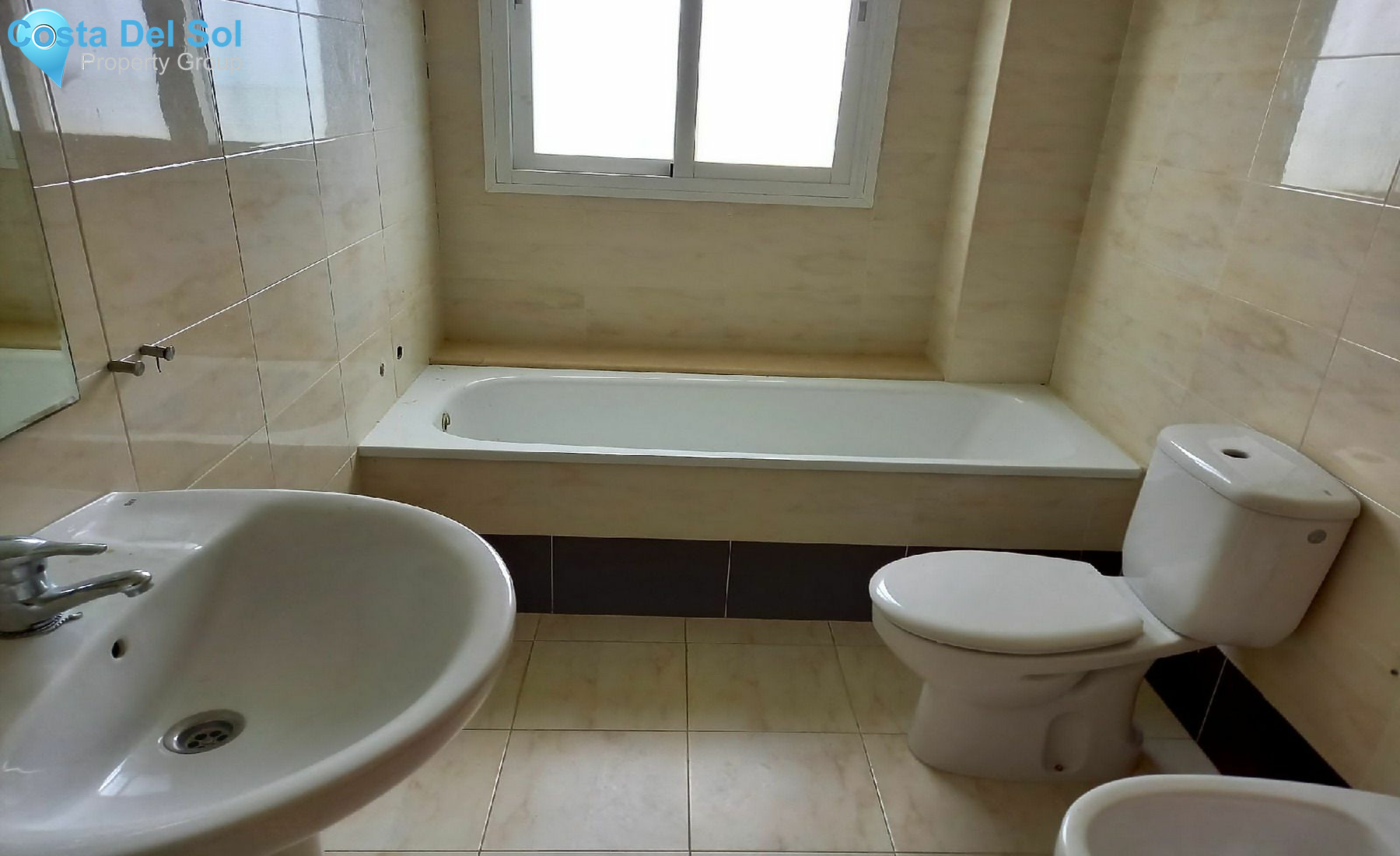 Ground Floor Apartment in Cerros del Aguila-1445854