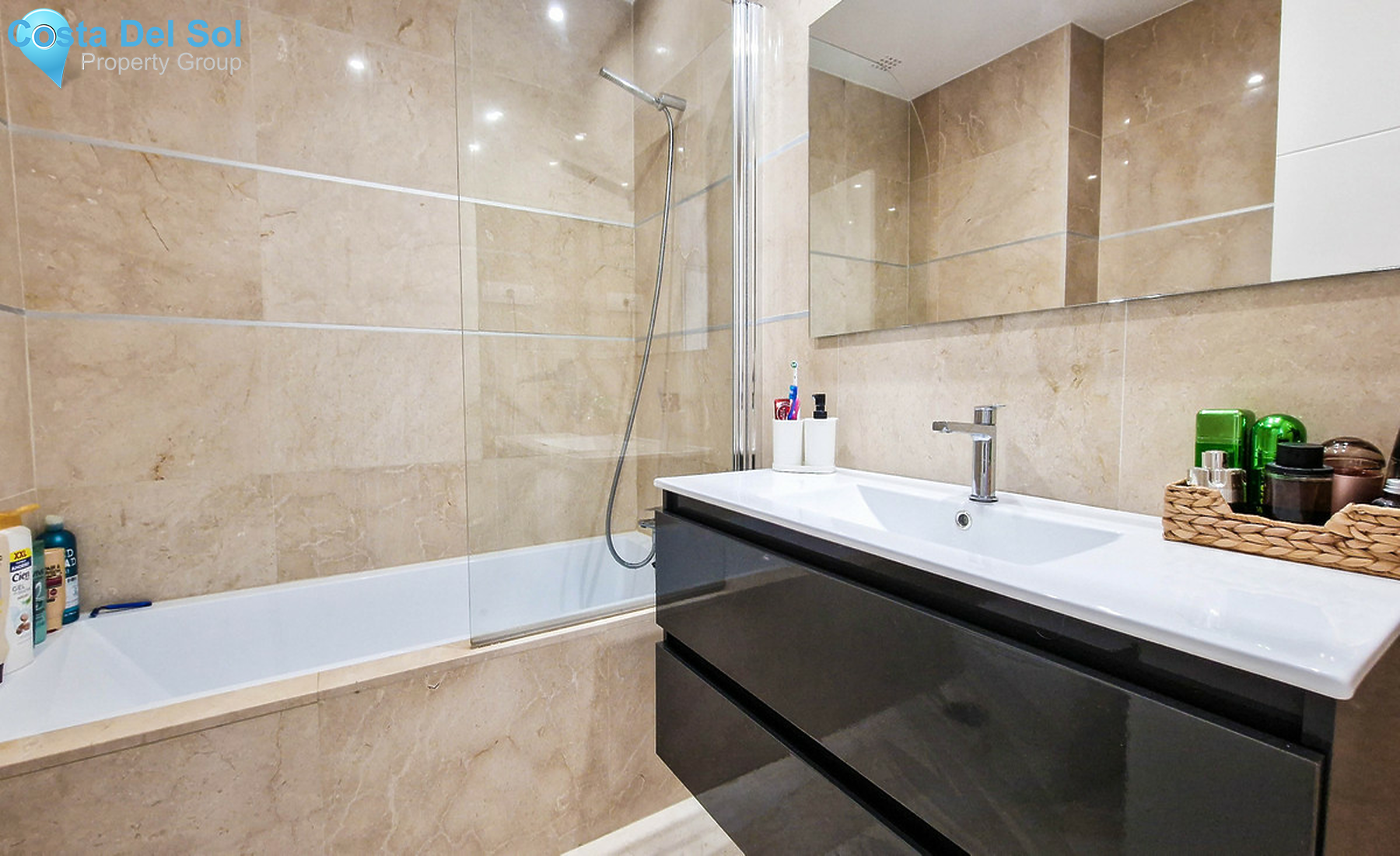 Ground Floor Apartment in Doña Julia-1509312