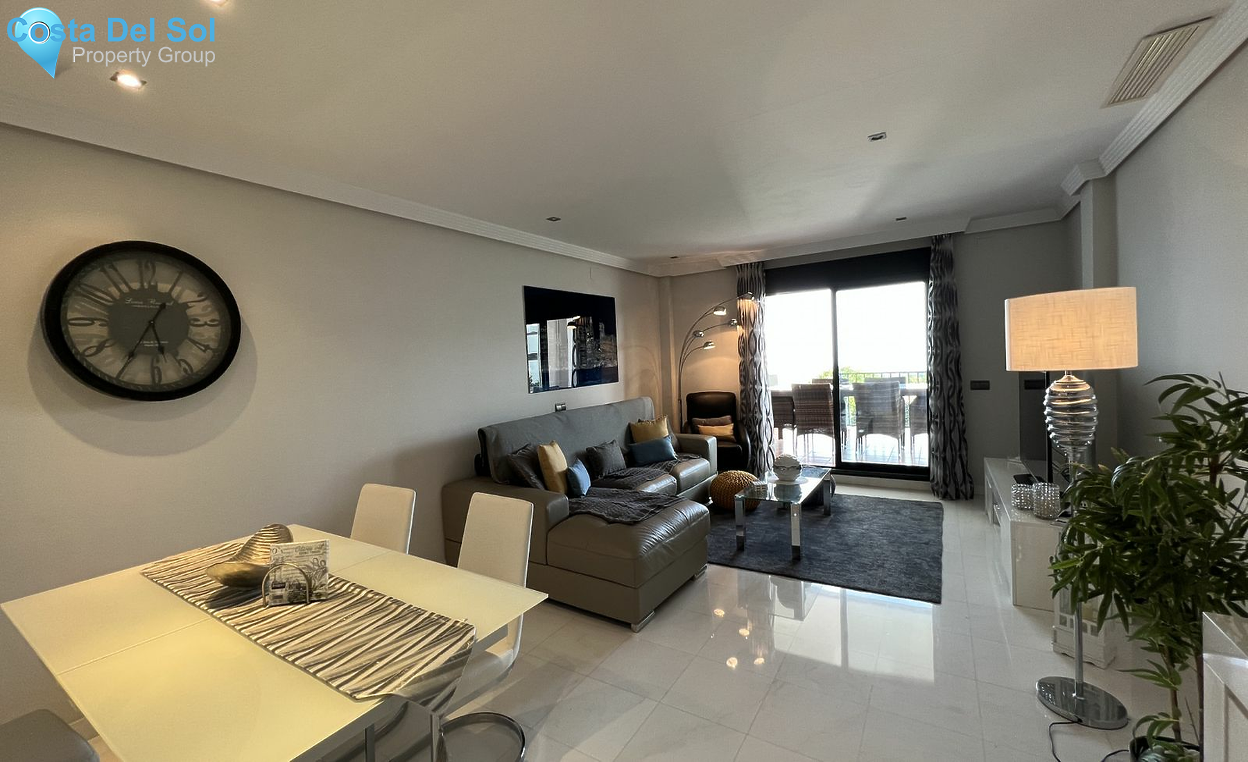 Ground Floor Apartment in Doña Julia-1518262